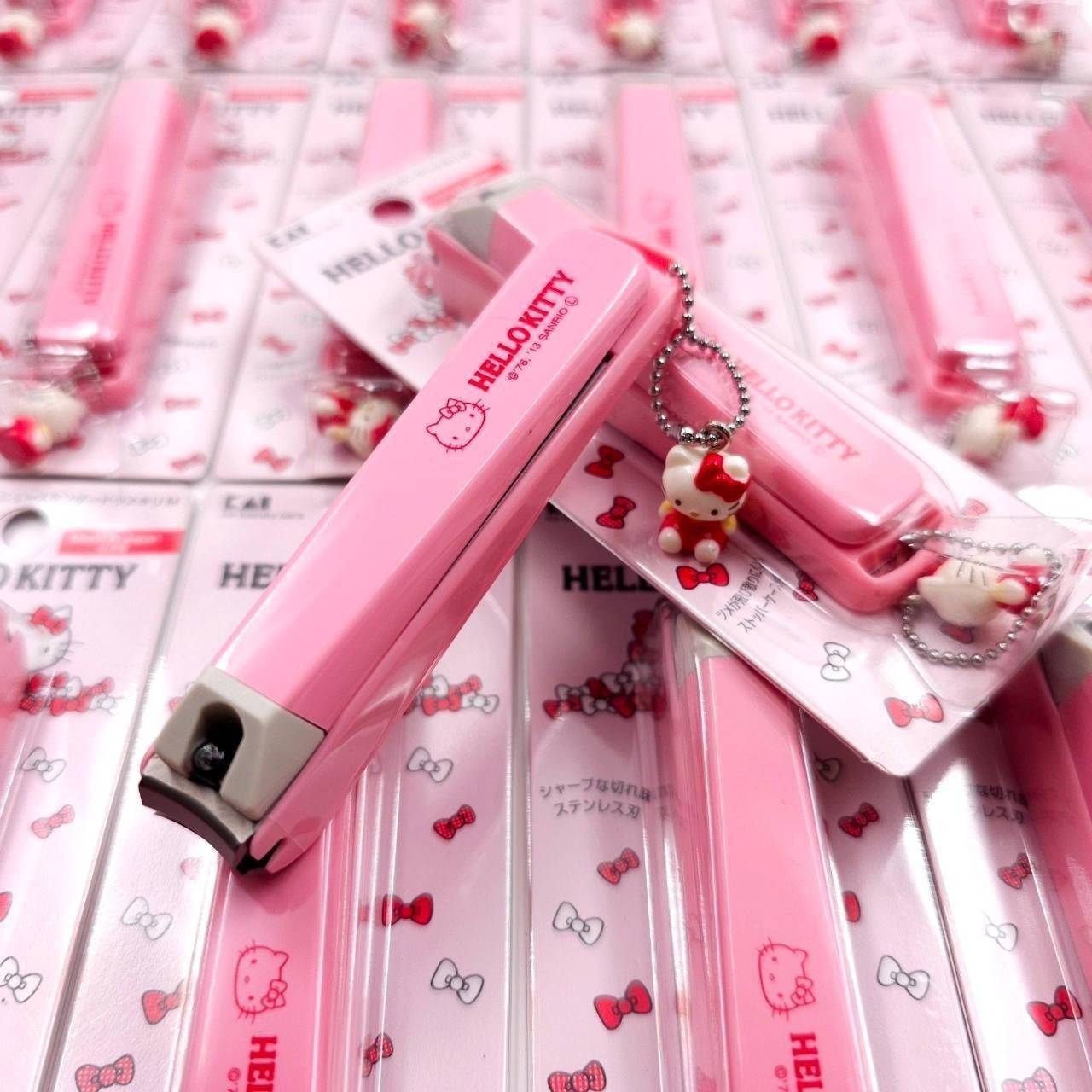 กรรไกรตัดเล็บ Hello kitty × Kai type 001 size M