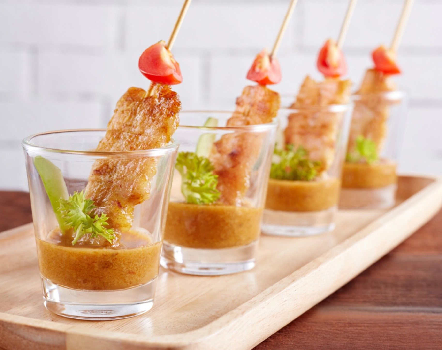 P11703 แก้วช็อทใส 2.1 Oz. (60 มิล) (5*5*5.9 cm) No.404302 ราคาส่งต่อ 1 ลัง : 144 ใบ : 1200 บต่อลัง