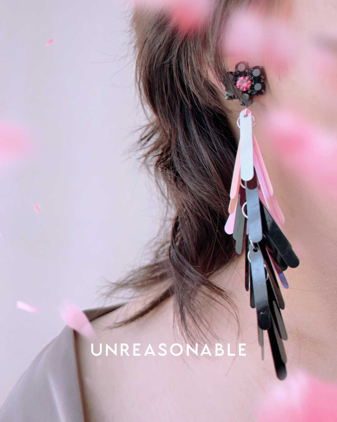 ต่างหู สีดำ ชมพู ต่างหูคลิป ต่างหูก้านเงินแท้ น้ำหนักเบา UA0794-01 Unreasonable Accessories