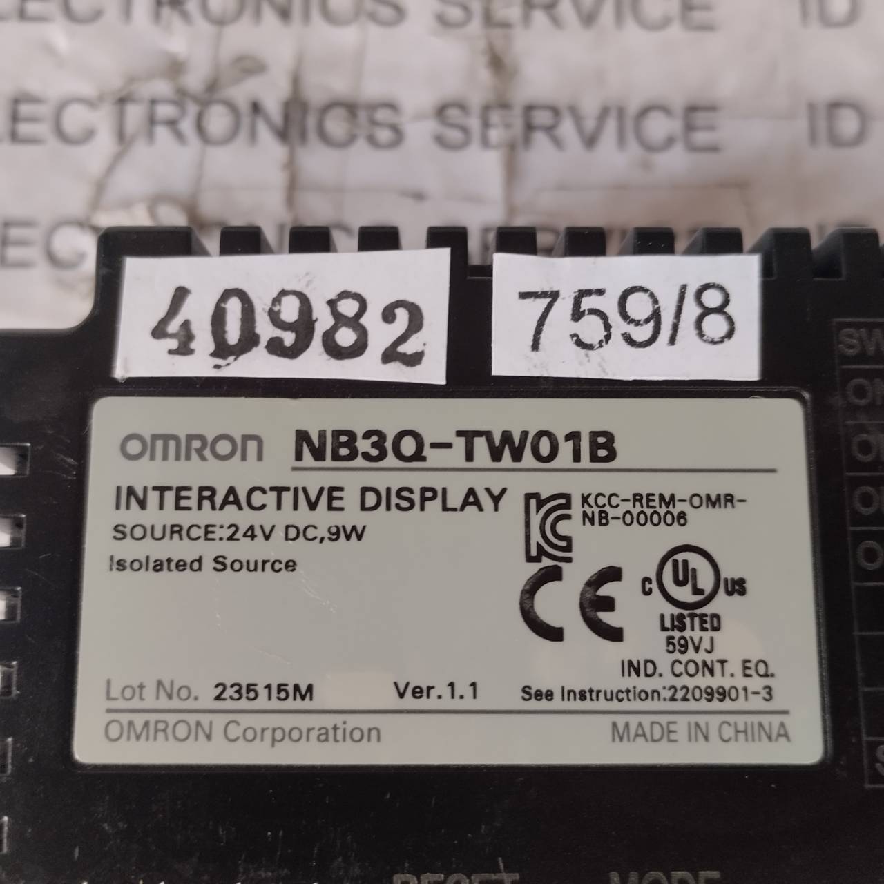 LCD TOUCH SCREEN " OMRON " MODEL : NB3Q-TW01B