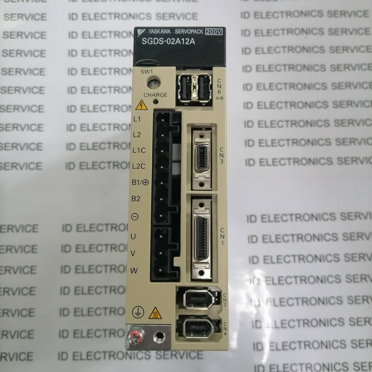 DRIVE SGDS-02A12A "YASKAWA"