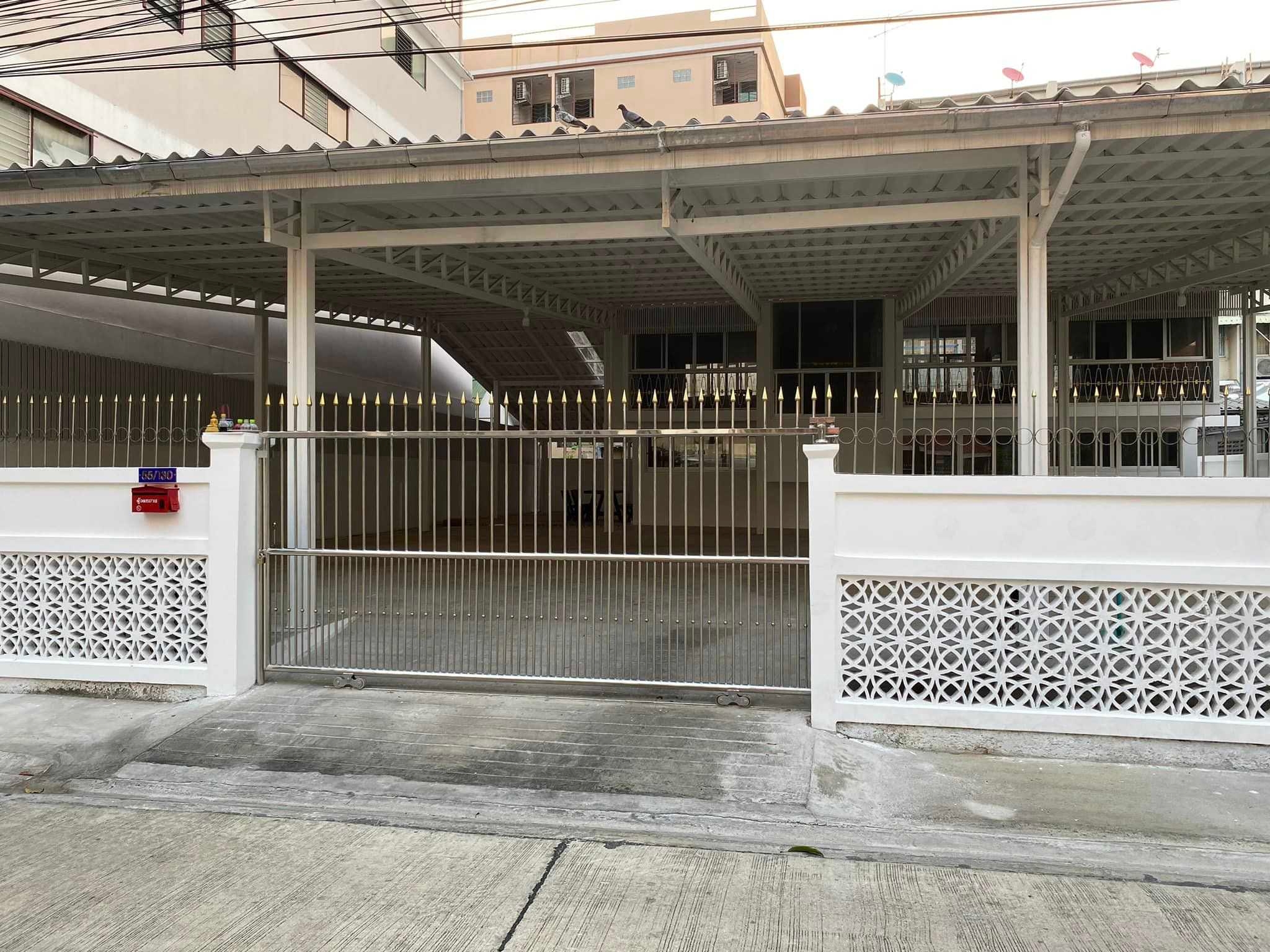 ให้เช่าบ้านเดี่ยว 2 ชั้น ซอยลาดพร้าว29 ใกล้MRT200เมตร (N.1401)