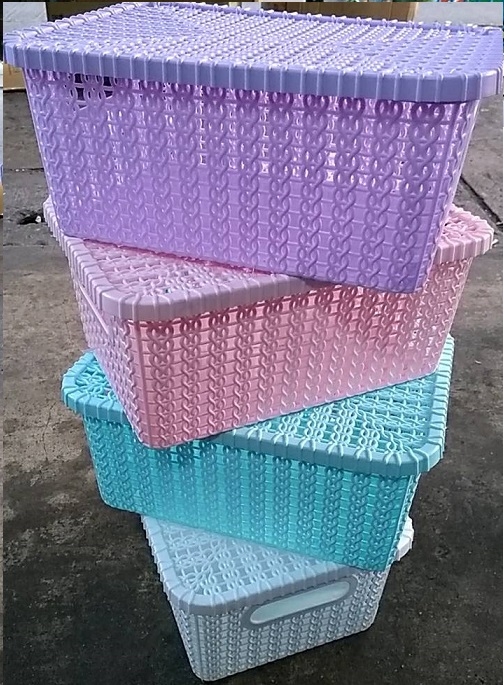 P10664 ตะกร้าฉลุมีฝา (24*10*18 cm) สีหวาน ขายดีมาก ราคาส่งต่อ 1 โหล:12 ใบ ขายส่งตะกร้ามีฝา