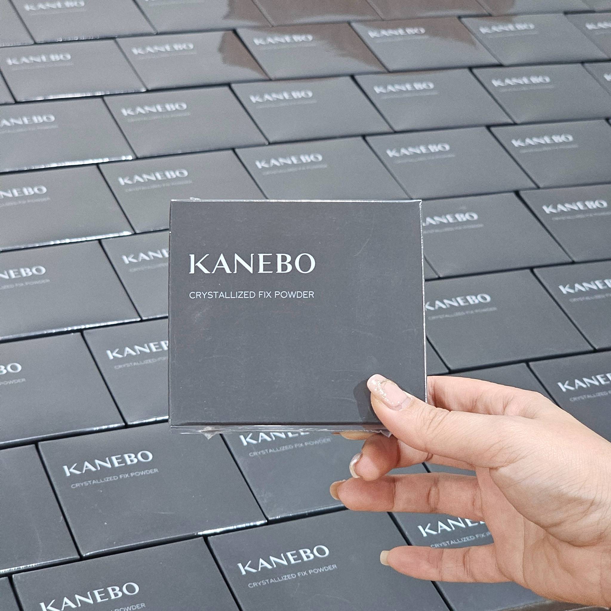 แป้ง KANEBO CRYSTALLIZED FIX POWDER ตลับพร้อมแป้ง 8.5g รับประกันของแท้ ป้ายญี่ปุ่น **ตัวดัง**