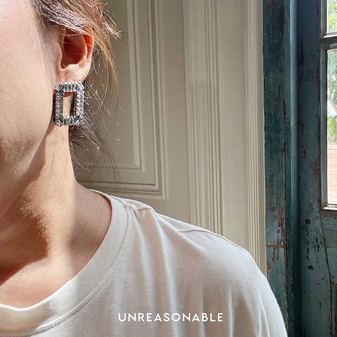 ต่างหู CZ ต่างหูคลิป ต่างหูก้านเงินแท้ น้ำหนักเบา สวยใส่สบาย UA0882-01 Unreasonable Accessories