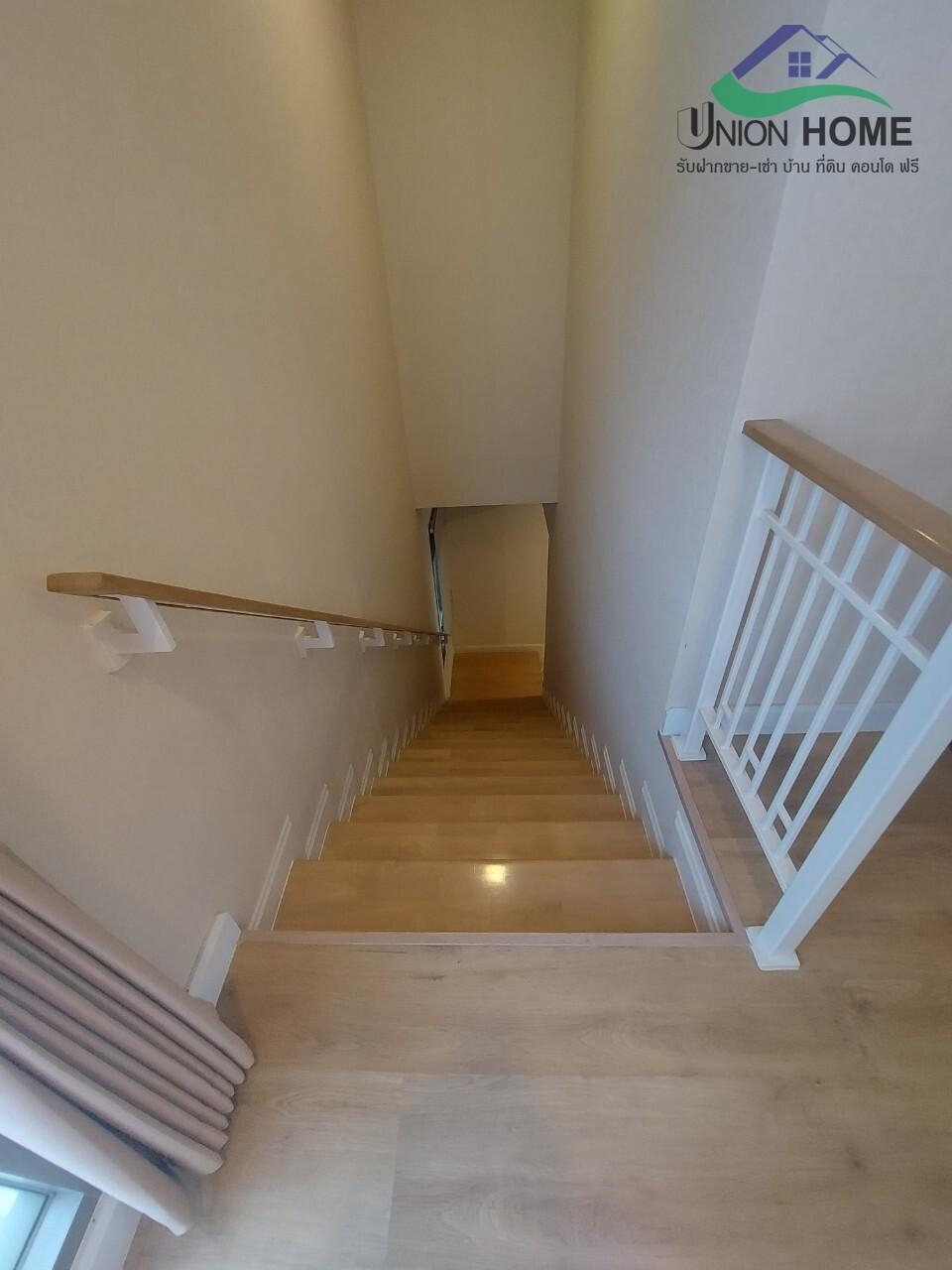 ขายบ้านเดี่ยว 2 ชั้น หมู่บ้านเพอร์เฟคเพลส พระราม9-กรุงเทพกรีฑา เขตลาดกระบัง (N.1519)