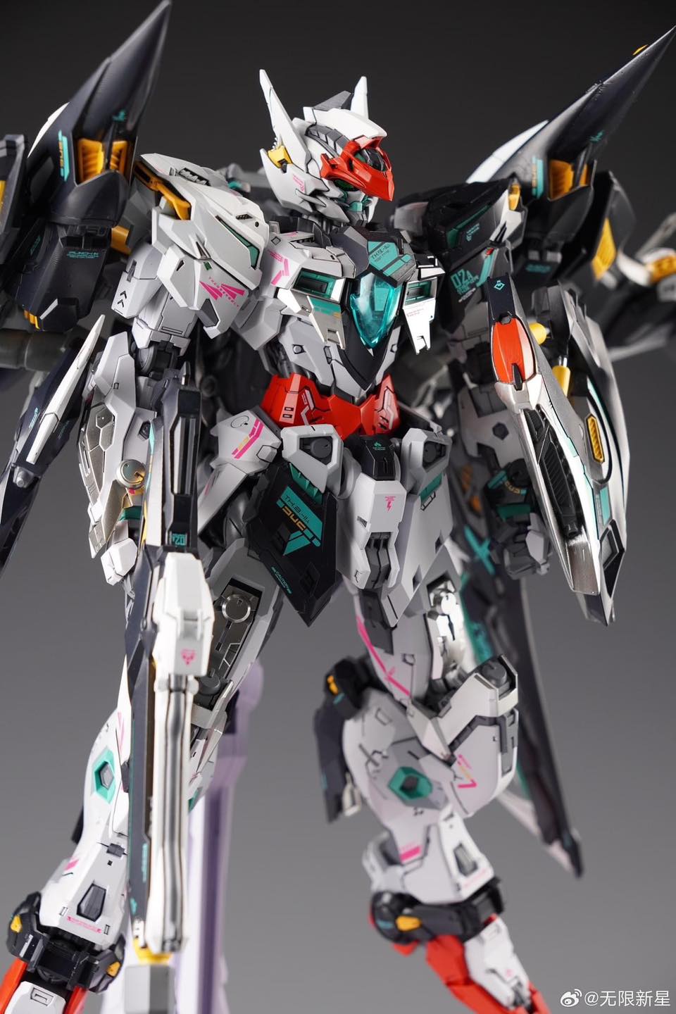(MG) 1/100 In Era+ Thunderbolt 2.0 with Manta Ray Equipment [Infinite Dimension]
