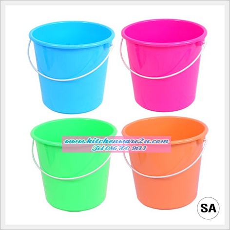 P04917 ถังน้ำ 4.5 แกลลอน 17 ลิตร (32*32*29 cm) อย่างหนา เกรดเอ No.274 ราคาส่งต่อ 1 โหล : 12 ใบ