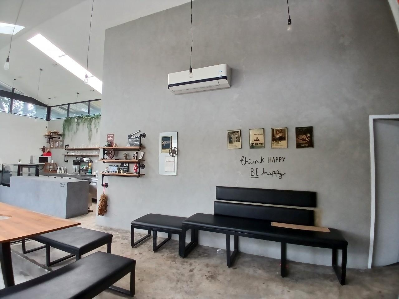 เซ้งร้านกาแฟซอยรัชดาภิเษก36 พร้อมดำเนินกิจการต่อ เนื้อที่ 200 ตร.วา (N.1436)
