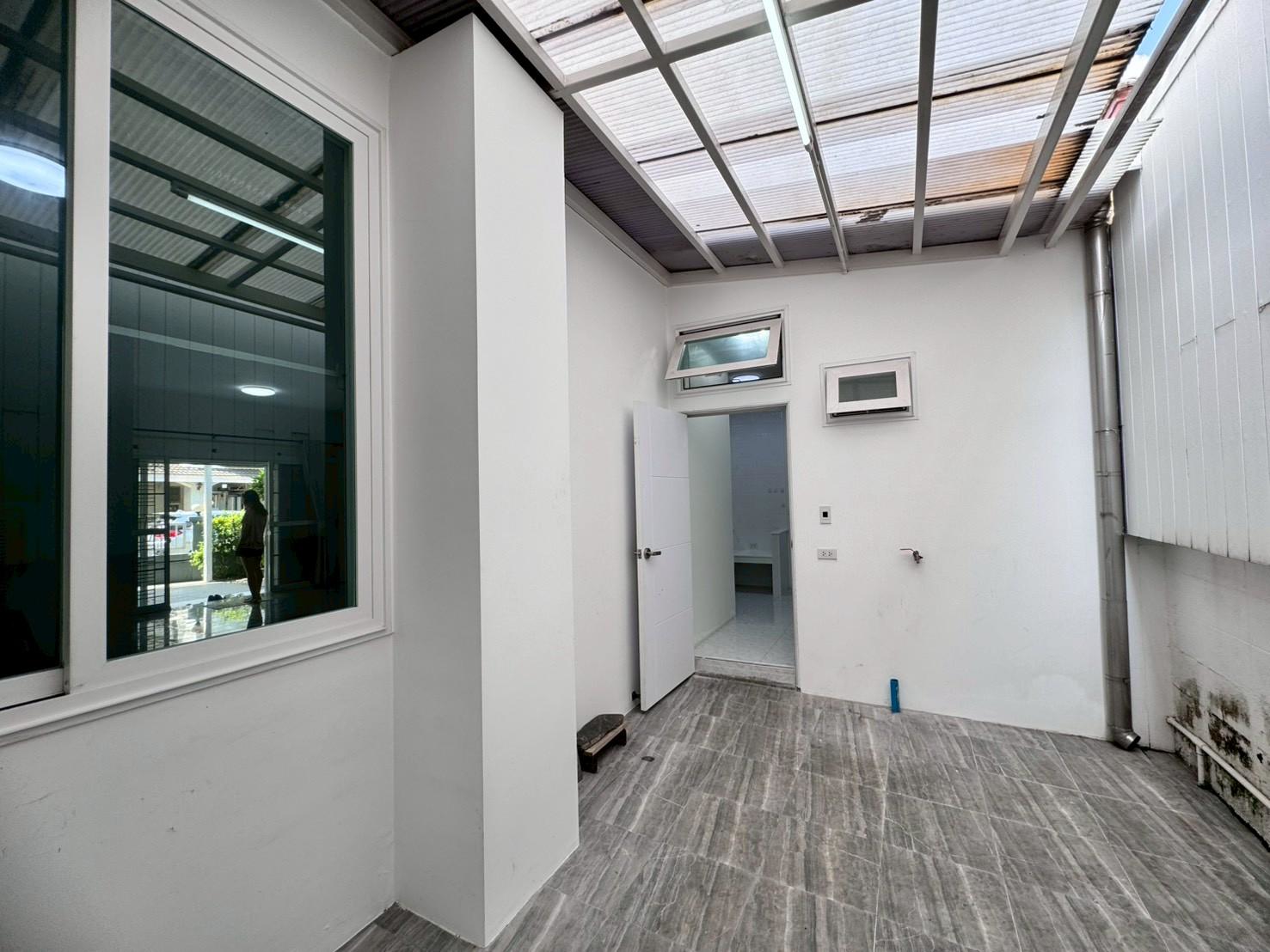 ขายบ้านเดี่ยว หมู่บ้าน บ้านฟ้าลากูน คลอง 2 ต่อเติมเต็มพื้นที่ (N.1909)