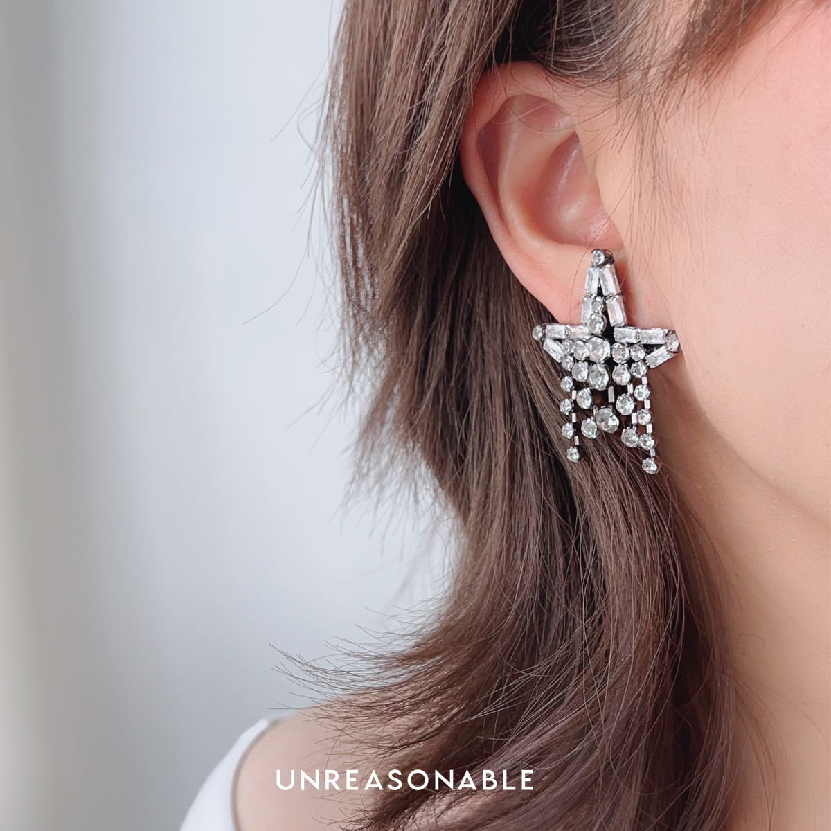 ต่างหูดาว Rhinestones Star earrings ต่างหูคลิป ต่างหูก้านเงินแท้ UA0988-01 Unreasonable Accessories