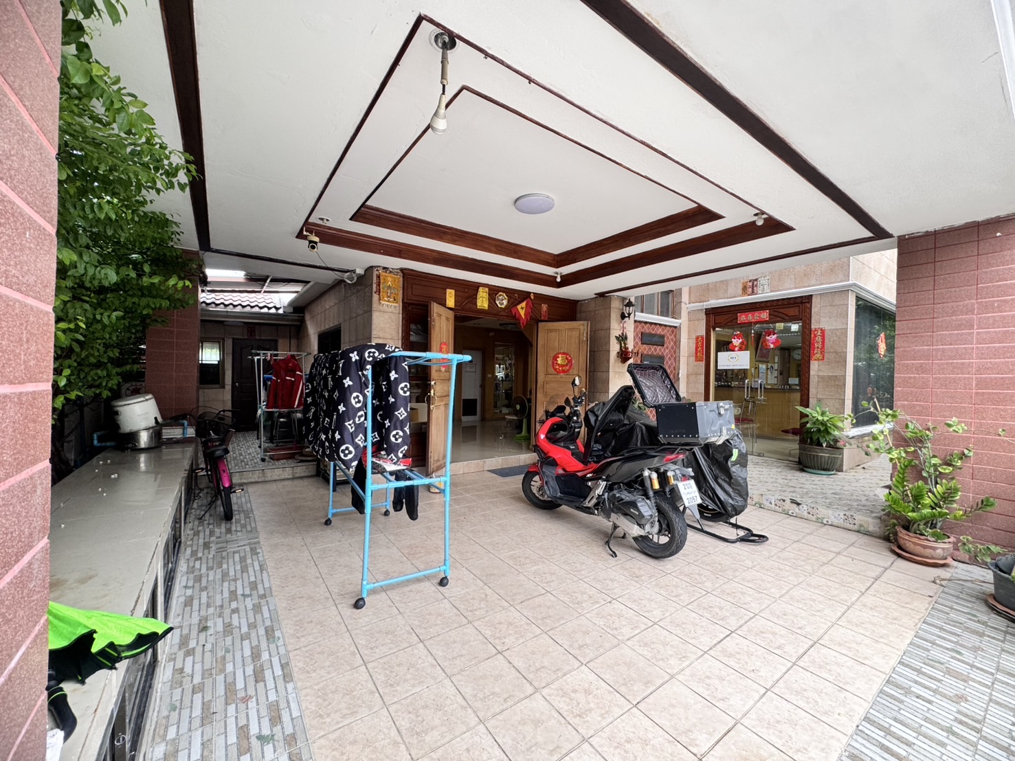 ขายบ้านเดี่ยว 2 ชั้น ในหมู่บ้านรัชดา1 (ซอยลาดพร้าว 80 แยก 24) ใกล้เซ็นทรัลอีสต์วิลล์ (N.1770)