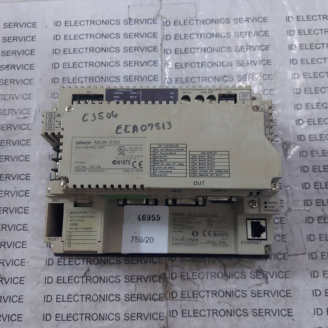 LCD TOUCH SCREEN " OMRON " MODEL : NSJ5-TQ11B-G5D