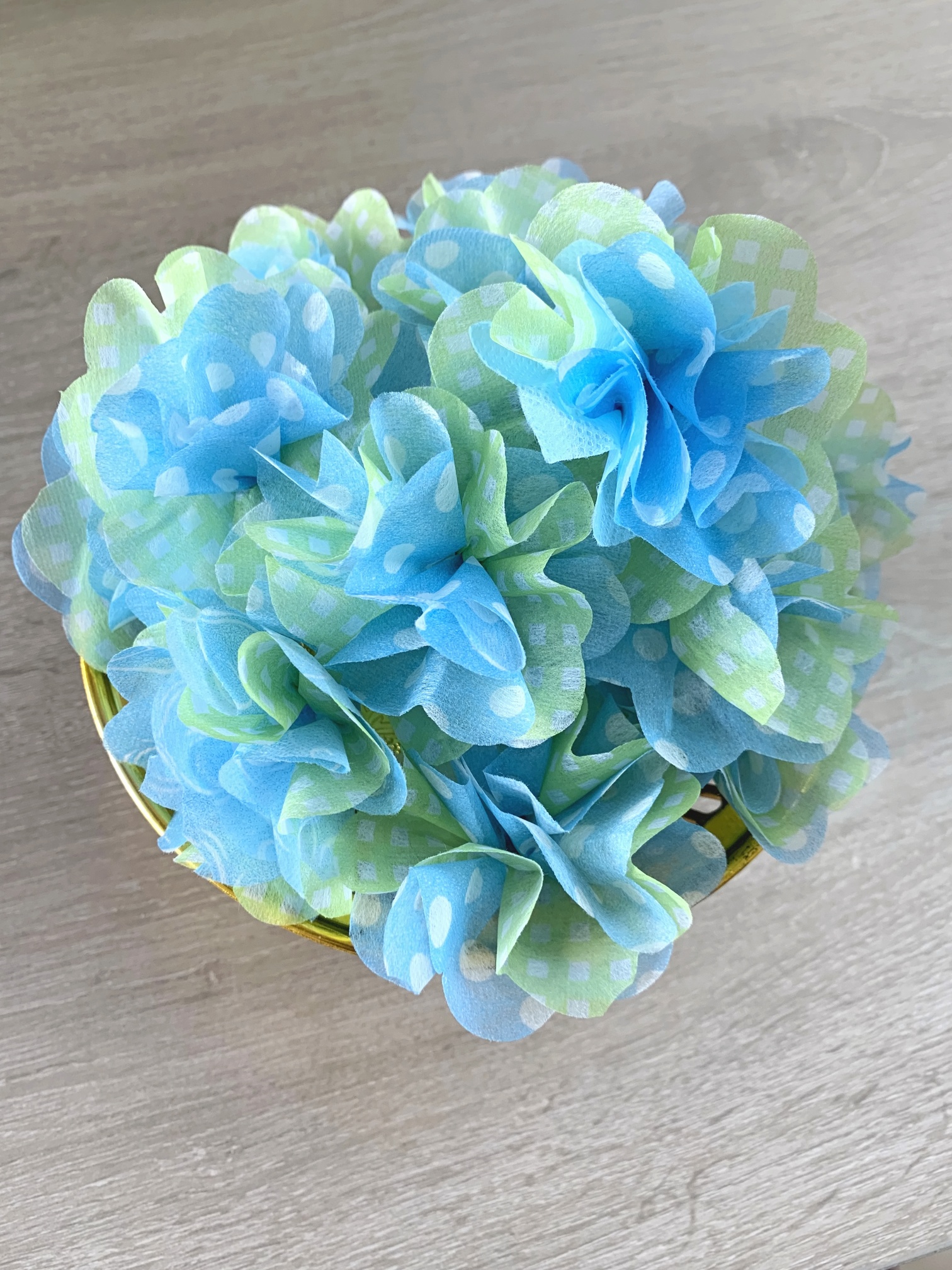 ดอกไม้โปรยทาน สีฟ้า เขียว