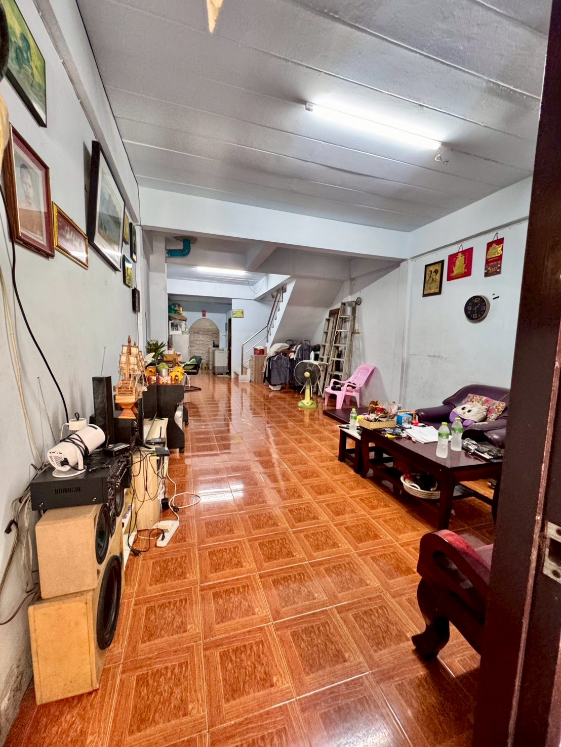 ขายทาวเฮ้าส์ บ้านเฟื่องฟ้า 9 เฟส 2 ซอยมังกร เทพารักษ์ บ้านสวยราคาดี (N.1908)