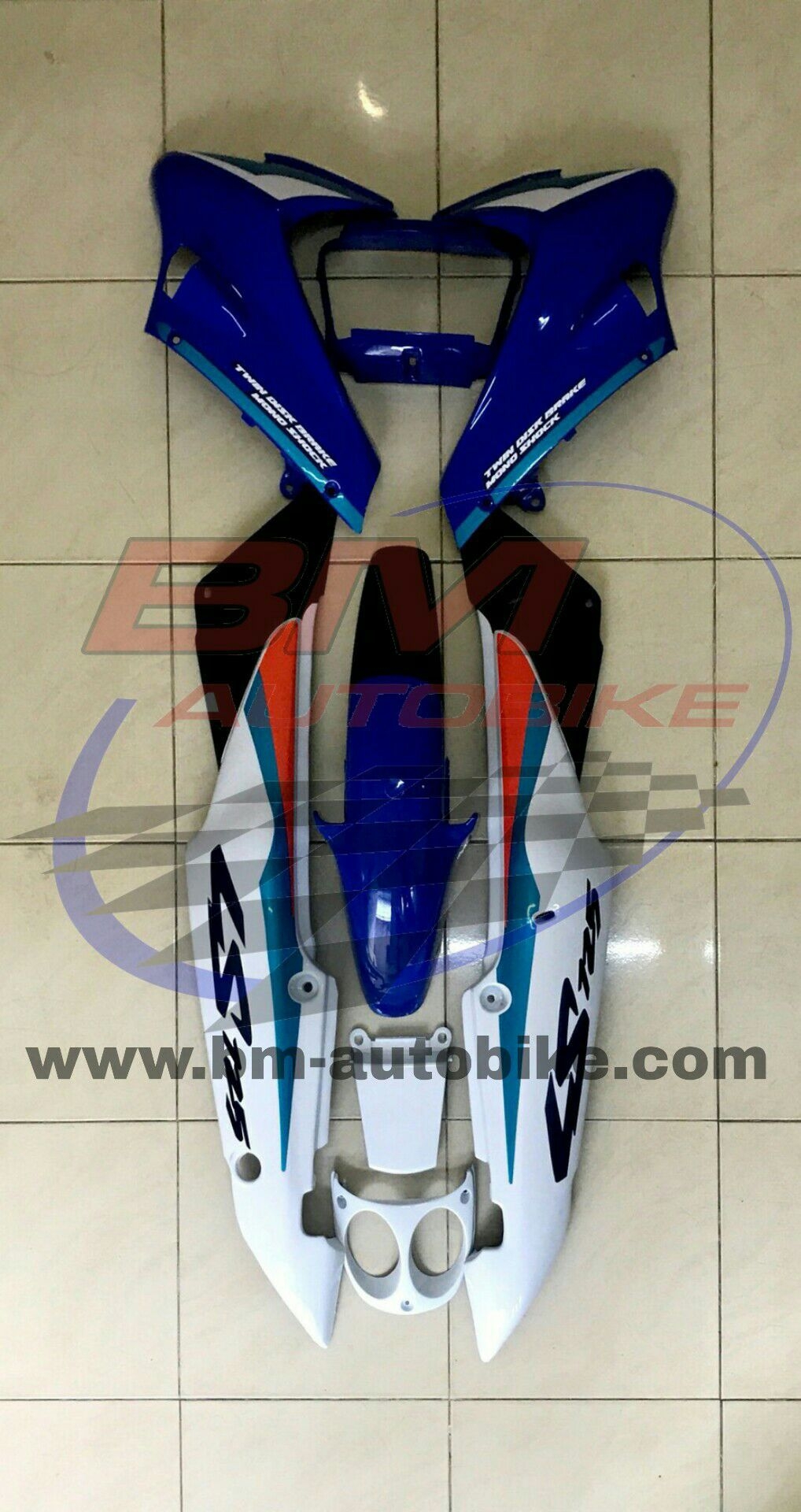 ชุดสี Ls เก่า ครึ่งคันมีบังโคลน สีน้ำเงิน/ขาว 2 กก.