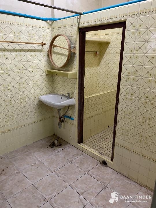 ให้เช่าตึกเยาวราช 5.5 ชั้น เหมาะทำร้านขายส่ง, โกดัง, โฮสเทล 100ม.- เยาวราช