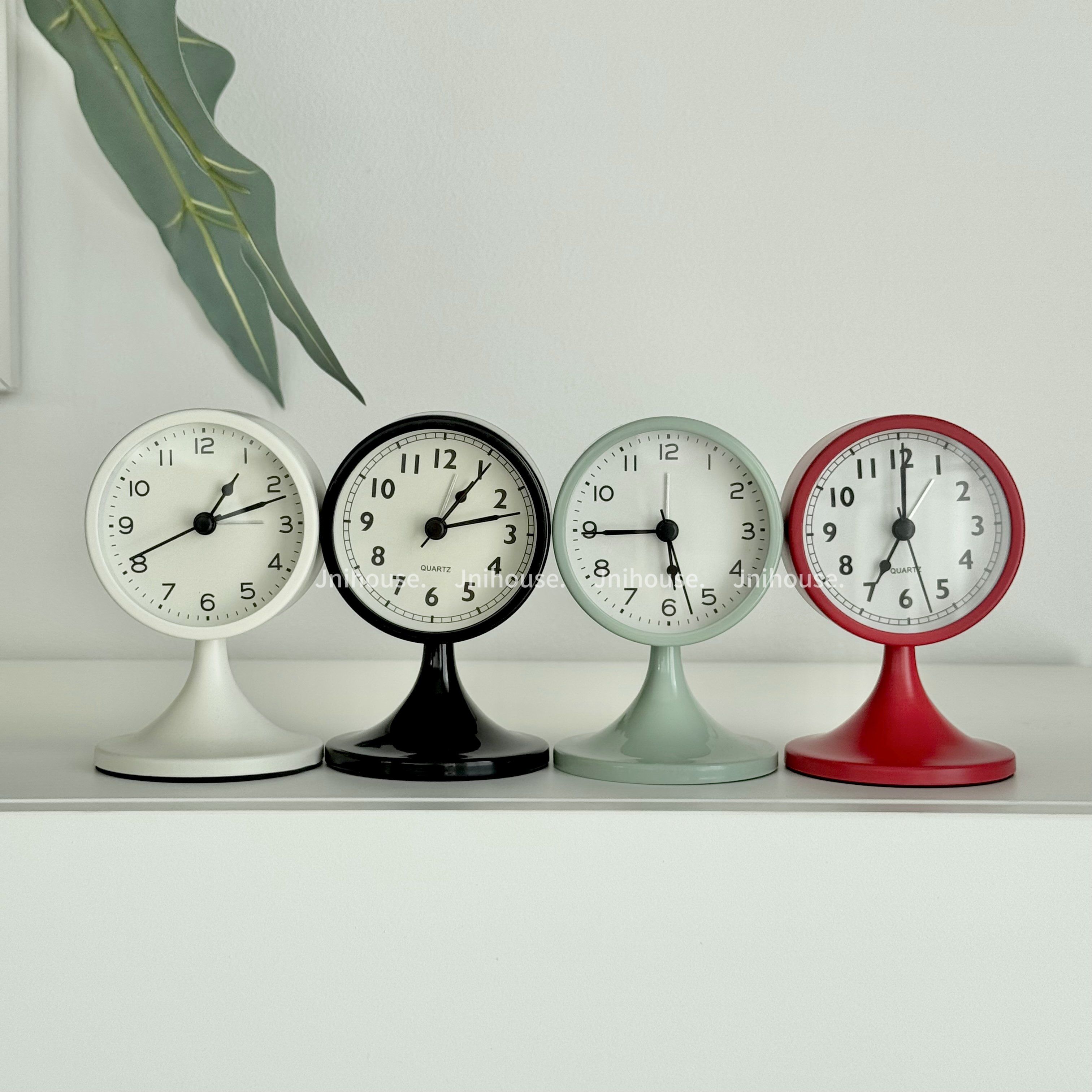 [พร้อมส่ง] Jnihouse : นาฬิกาตั้งโต๊ะ (Table Clock)