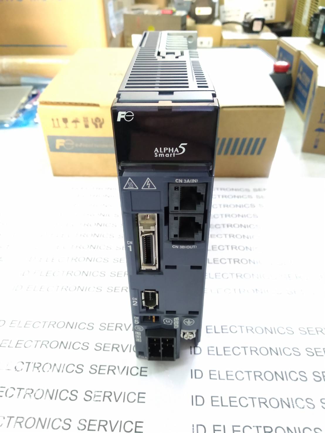 SERVO DRIVE " FUJI " MODEL : RYH401F5-VV2-ZC1