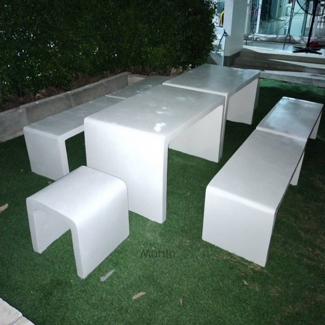 ชุดโต๊ะสนาม ปูนซีเมนต์สไตล์ลอฟท์ รุ่น Jumbo Loft สีขาวเงา โต๊ะลอฟท์ โต๊ะปูนเปลือย โต๊ะปุนลอฟท์ โปรค่าส่งพิเศษ (เป็นราคาสินค้ายังไม่รวมค่าส่ง)