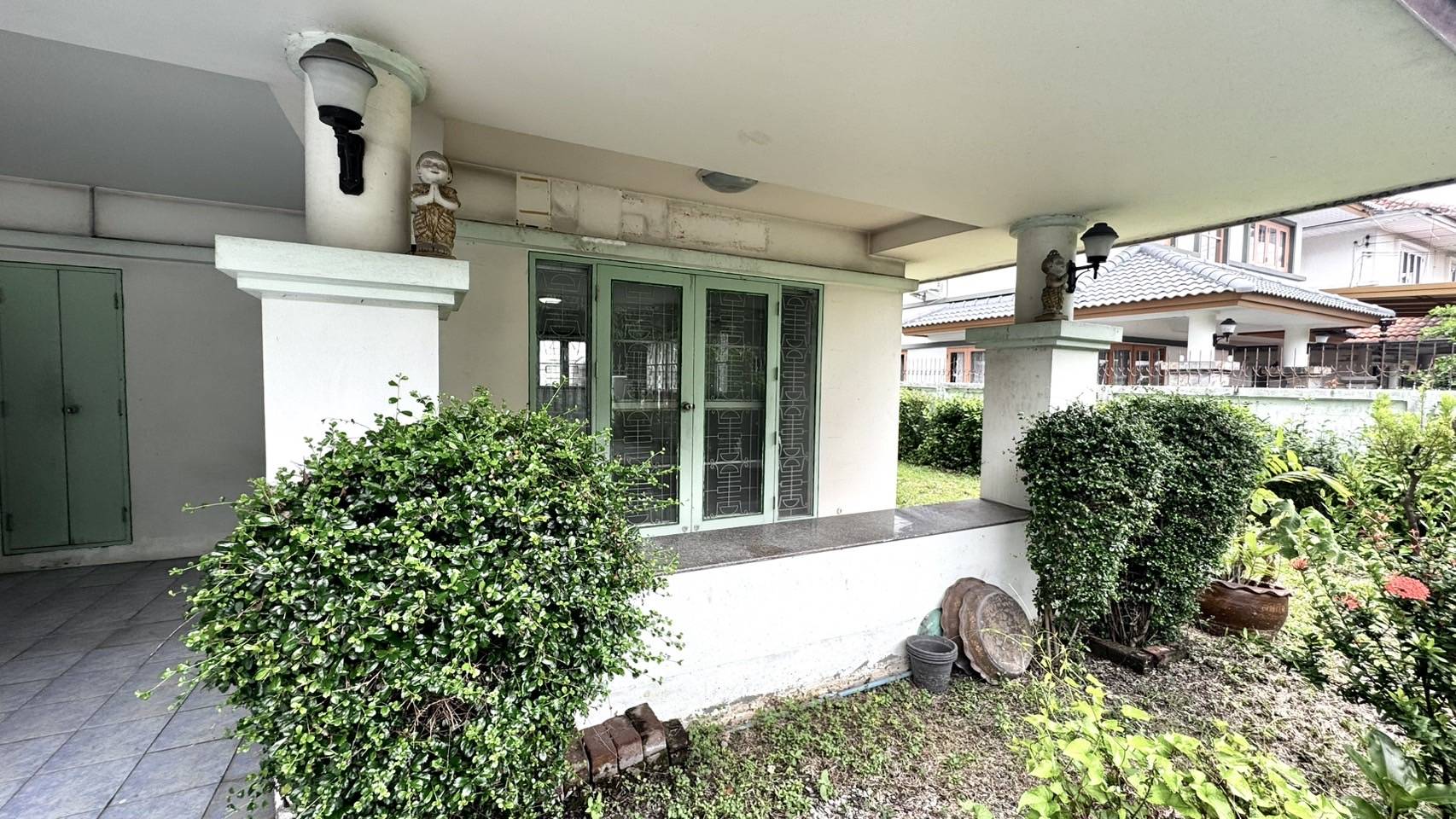 ขายบ้านเดี่ยว โรยัล ปาร์ค วิลล์ สุวินทวงศ์ (Royal Park Ville Suwinthawong) บ้านเดี่ยว 2 ชั้น 2 หลังติด 6 ห้องนอน 4 ห้องน้ำ 3 ที่จอดรถ