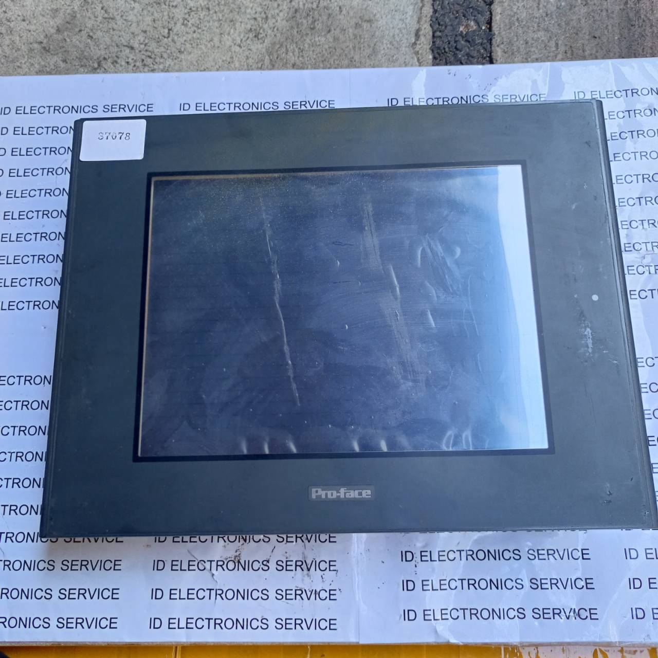 HMI " PROFACE " MODEL : GP2501-LG41-24V
