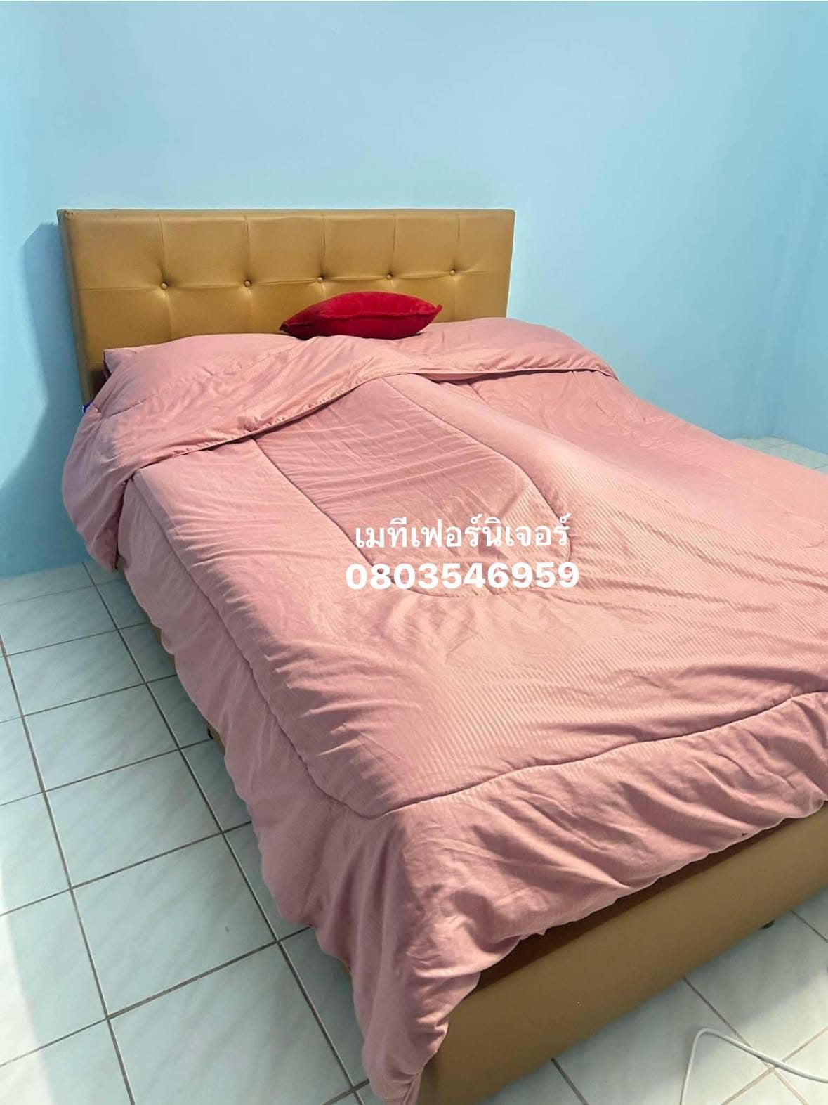 เตียงนอนดีไซน์โมเดิร์น ฐานเตียง+หัวเตียง 5ฟุต (ไม่รวมที่นอน)