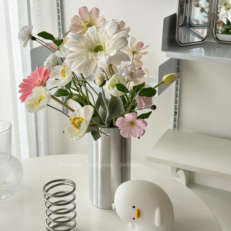 [พร้อมส่ง] Jnihouse : แจกันสแตนเลส (Stainless Vase)