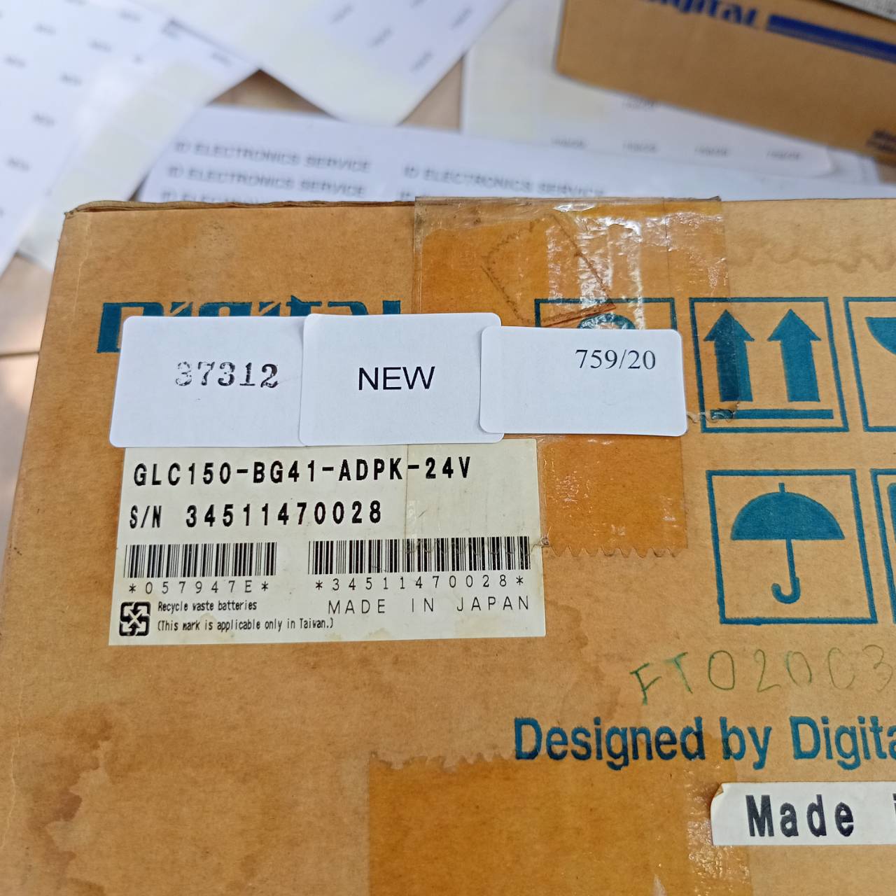 HMI " PROFACE " MODEL : GLC150-BG41-ADPK-24V