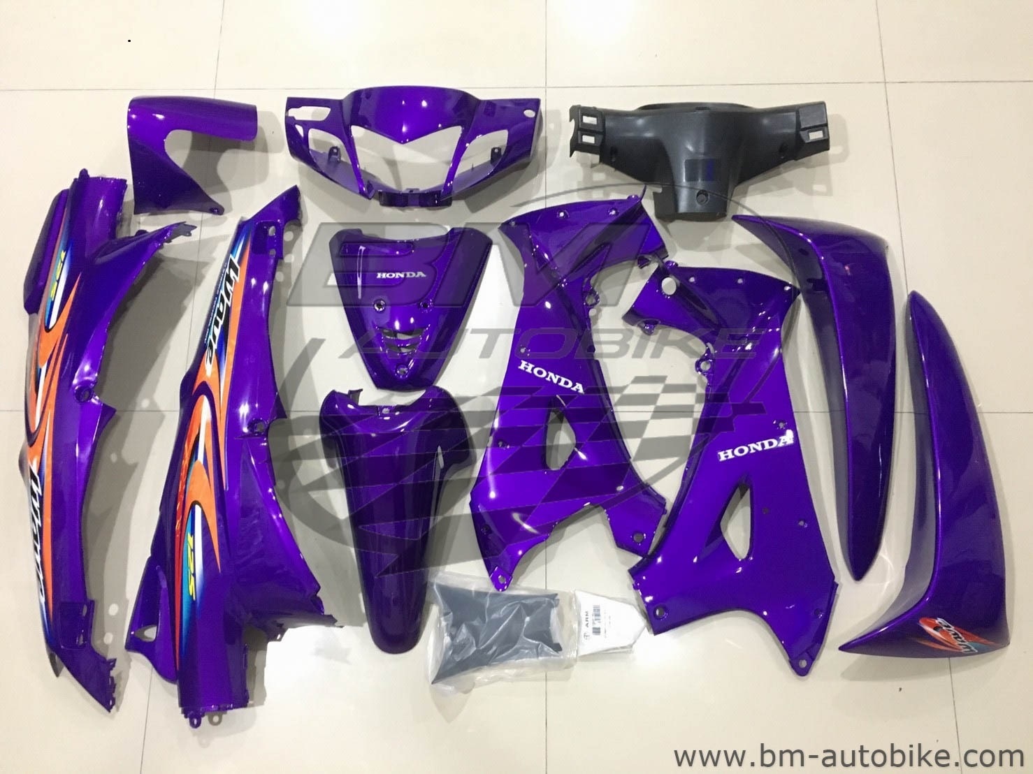 ชุดสี WAVE 125R สีม่วงแก้วกุญแจกลม + หน้ากากหลัง + อกไก่ 4,500 กรัม