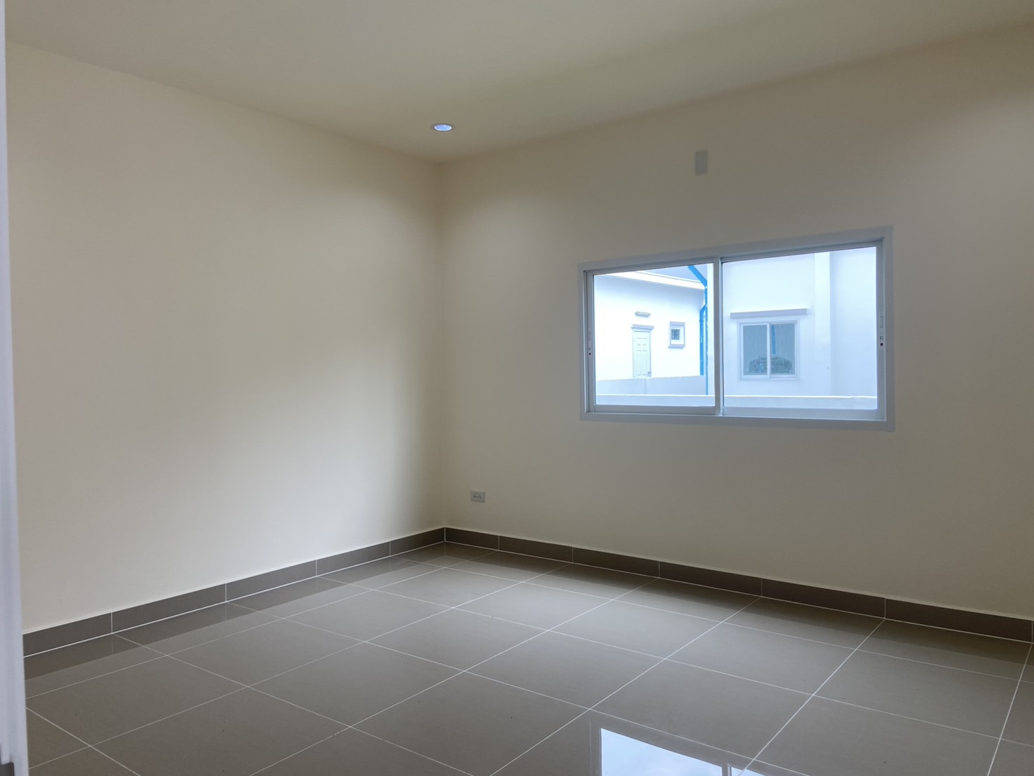 ขายบ้านเดี่ยว VICTORY HOME 5 บ้านโป่ง-ท่าผา ราชบุรี ราคาเริ่มต้น 2 ห้องนอน 1 ห้องน้ำ เริ่ม 2.1 ล้านบาท 3 ห้องนอน 2 ห้องน้ำ เริ่ม 2.7 ล้านบาท