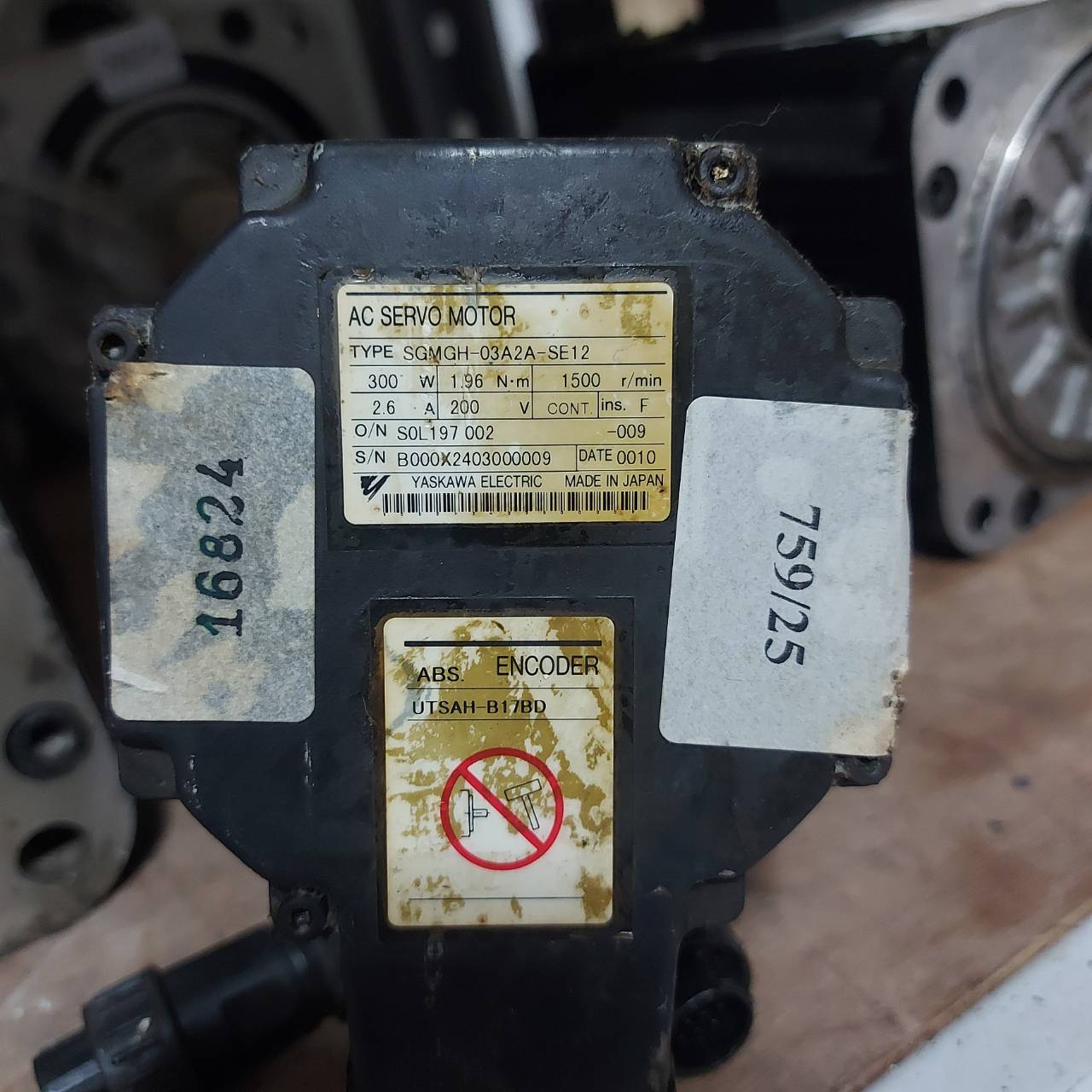 SGMGH-03A2A-SE12 SERVO MOTOR "YASKAWA"