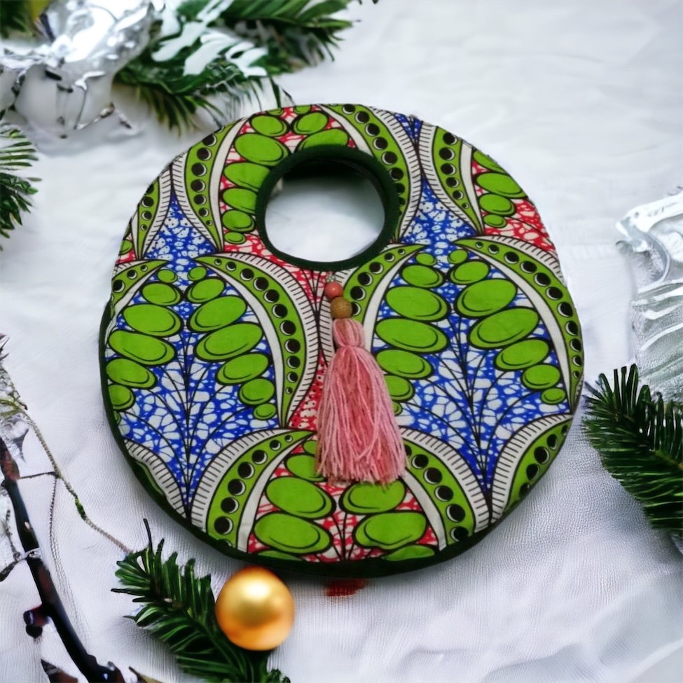 กระเป๋าหิ้ว ทรงกลม ผลิตจากผ้าคอตตอน African print bags Boho bag