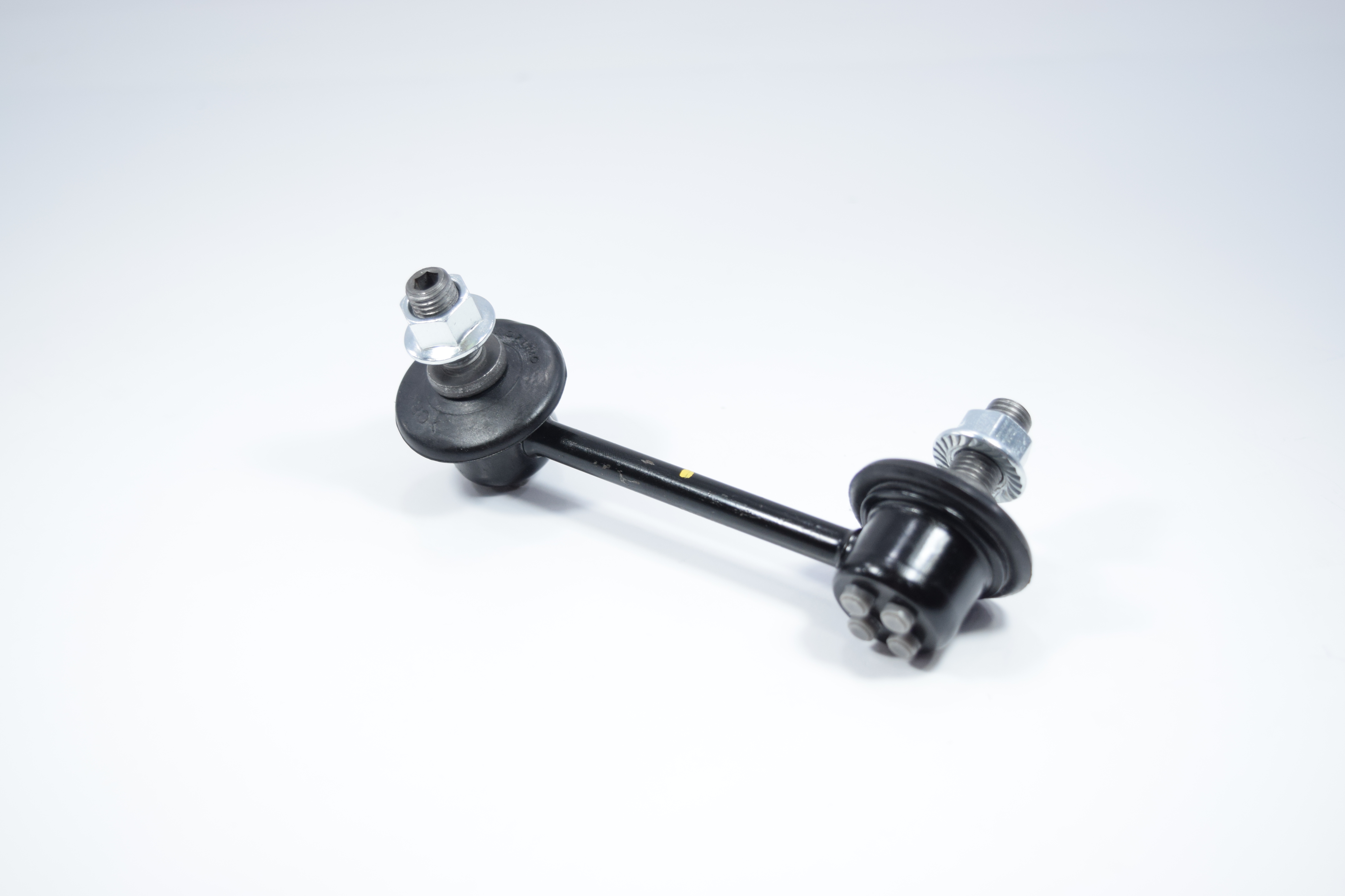 ลูกหมากกันโคลงหน้า MAZDA 323 SEDAN ปี 1989-On มาสด้า ซีดาน / ขนาด ยาว A 103 mm. เกลียวเสื้อ B 10 mm. ตัวเลขบอกทิศ C 6' R, 18' L / 3L-1610 / ยี่ห้อ 333 (1คู่ 2 ตัว) (STABILIZER LINK FRONT) (ซ้าย / ขวา)