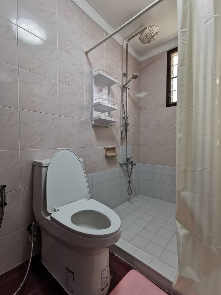 ให้เช่าบ้านเดี่ยวหรูคลาสสิค พร้อมห้องออฟฟิศ กลางลาดพร้าว 130 (N.1113)