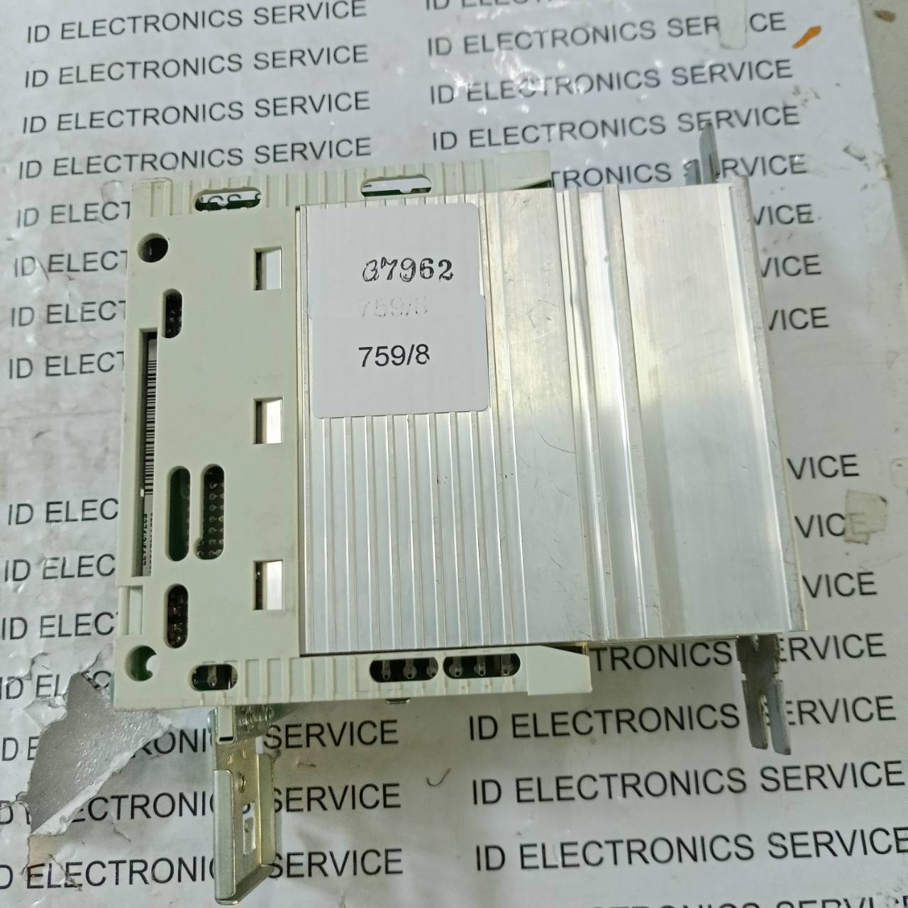 SERVO DRIVE " LENZE " MODEL : E82EV371_2C