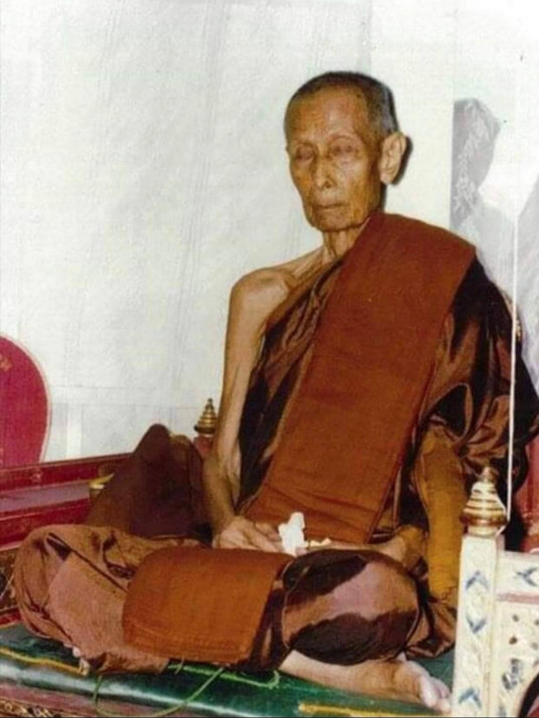 พระปิดตา รุ่นแรก ตะกรุดเงิน9ดอก (หลวงปู่โต๊ะ วัดประดู่ฉิมพลี ปลุกเสก) วัดชัยมงคล เชียงใหม่ ปี2522