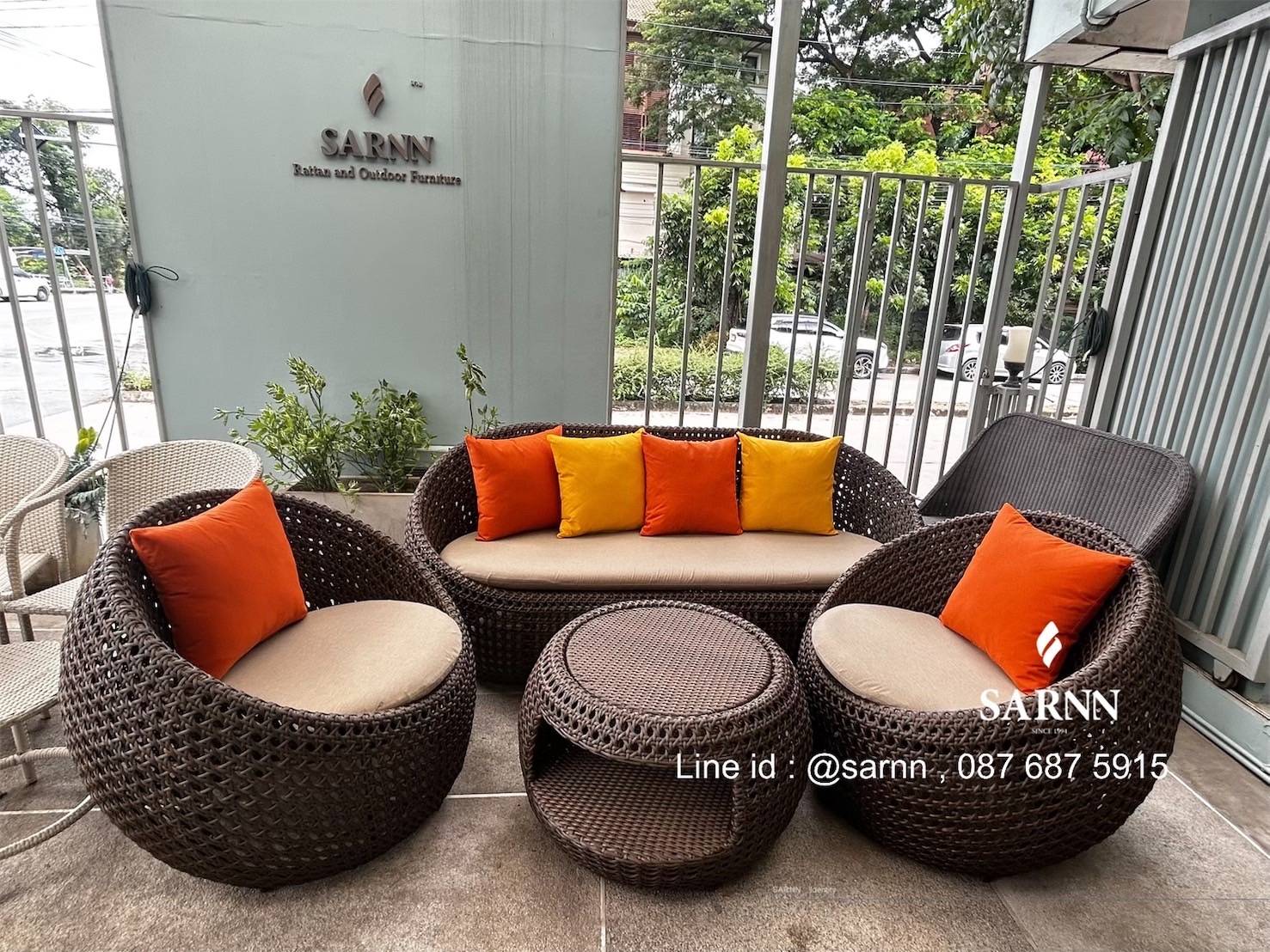 ชุดโซฟาหวายเทียมทรงกลม 5 ที่นั่ง รุ่น "Coco Lounge Set" | Round Rattan Outdoor Sofa Set for 5