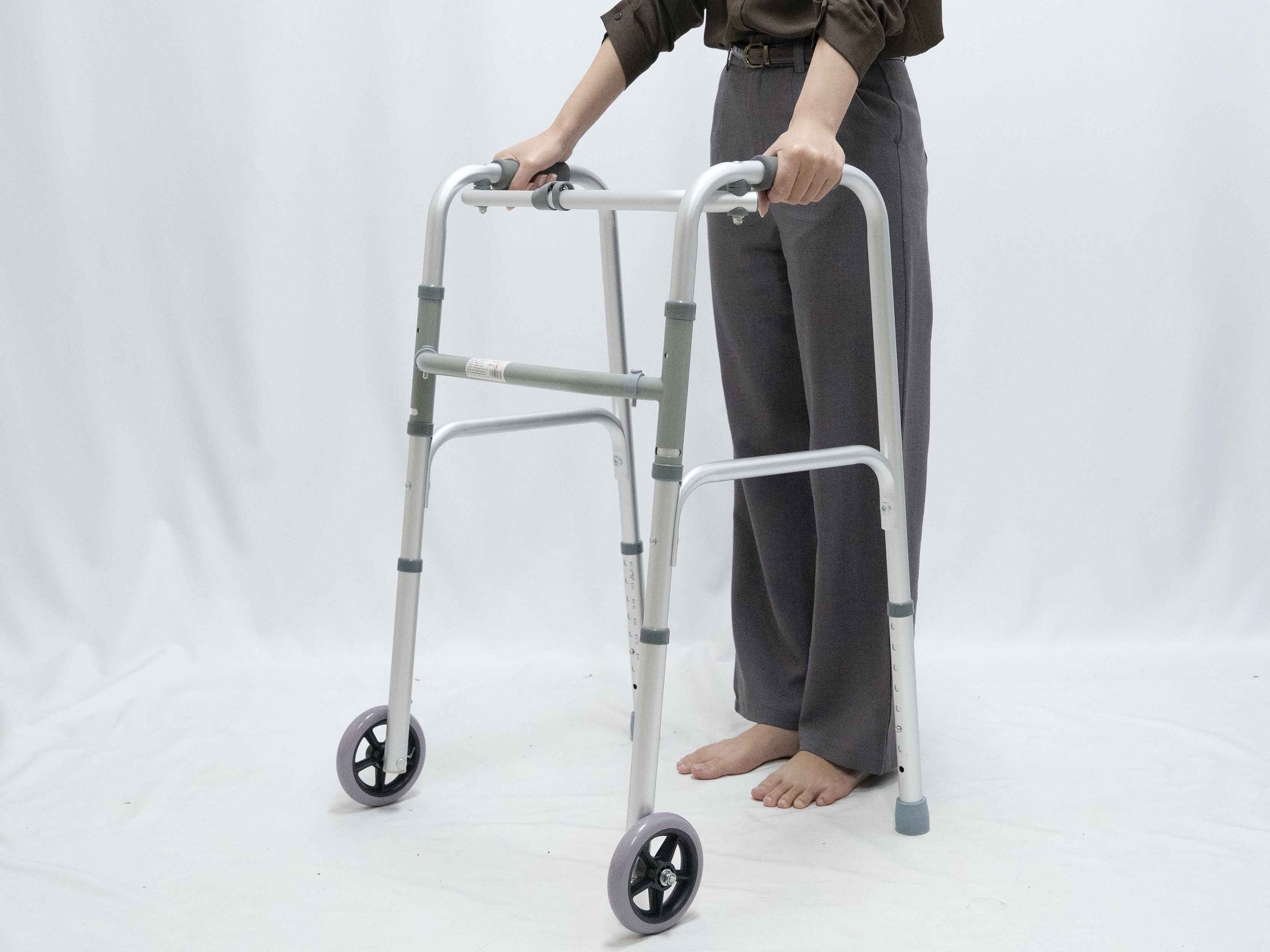 ไม้เท้าช่วยเดิน Walker