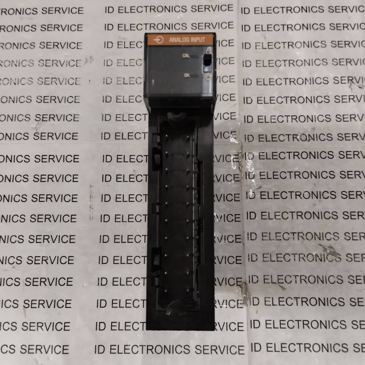 PLC " ALLEN-BRADLEY " MODEL : 1756-IF6I