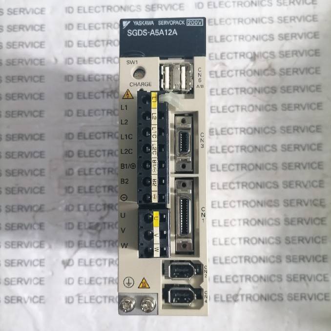 DRIVE SGDS-A5A12A "YASKAWA"