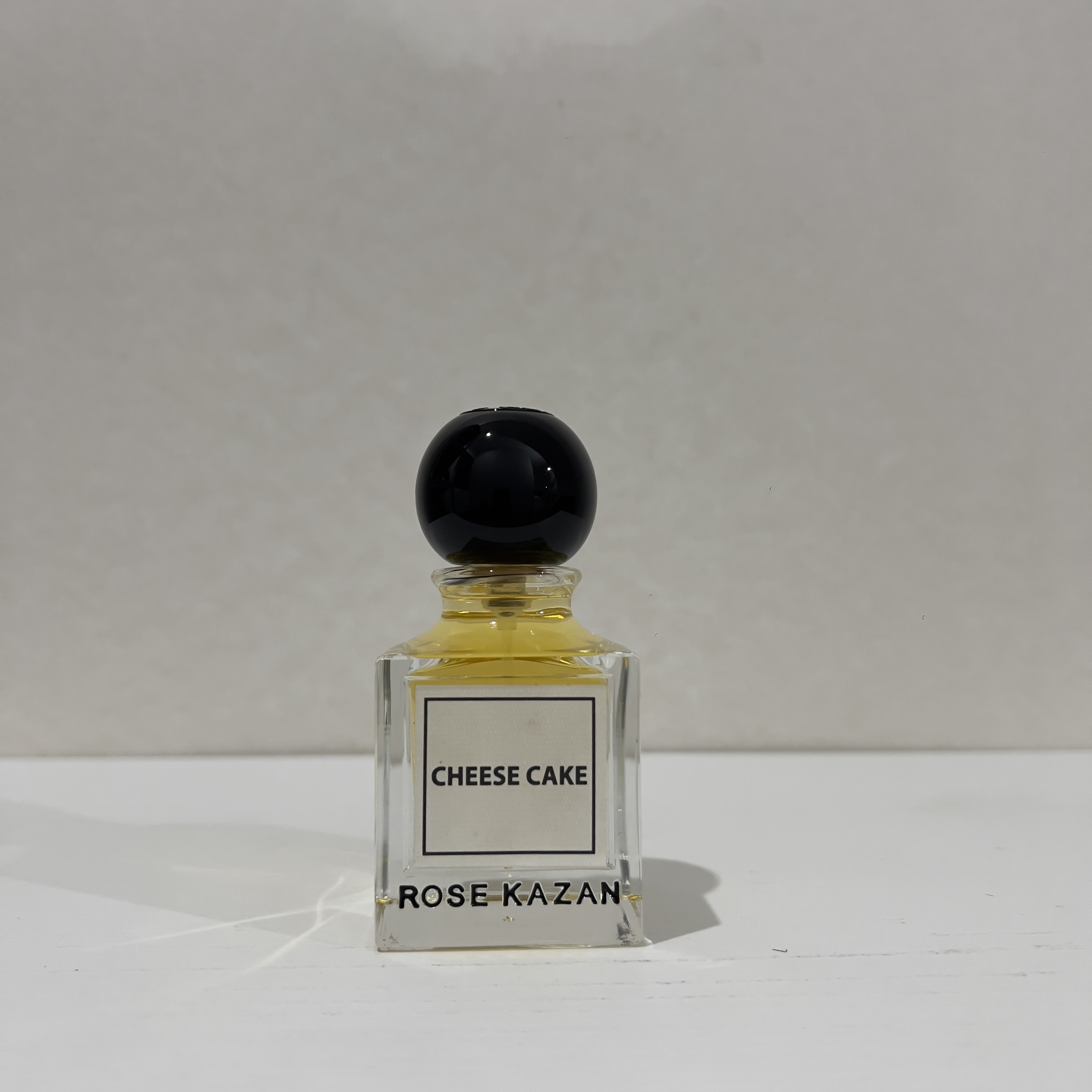 น้ำหอม Rose Kazan White Marshmallow EDT For Women And Men 50ml