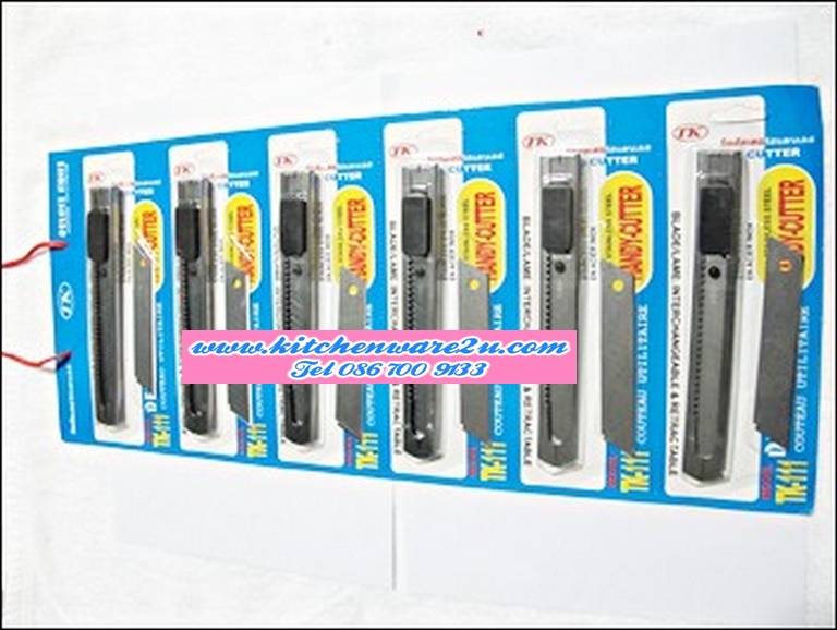 P08423 คัตเตอร์ใหญ่+ใบ แบบแผง TP-193 ราคาส่งต่อ 25 แผง: 300 อัน:เฉลี่ย 13 บต่ออัน (ขายส่งยกมัด ยกลัง)