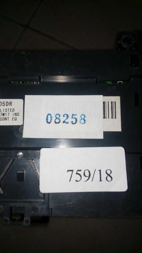 PLC " KOYO " MODEL : D0-05DR