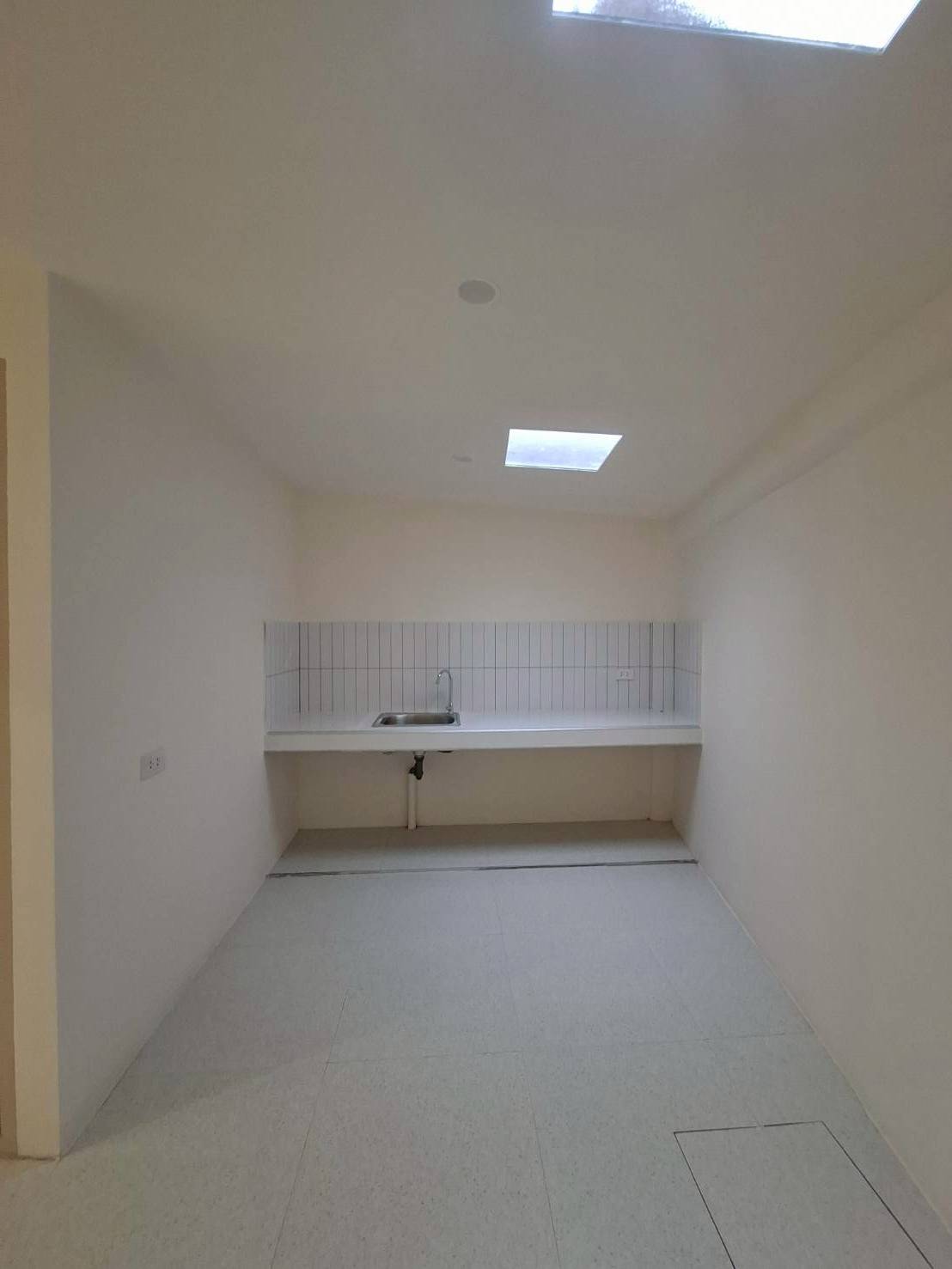 ขายทาวน์เฮ้าส์ 2 ชั้น ซอยอุดมสุข 47 รีโนเวทใหม่ทั้งหลังพร้อมอยู่ (N.1925)