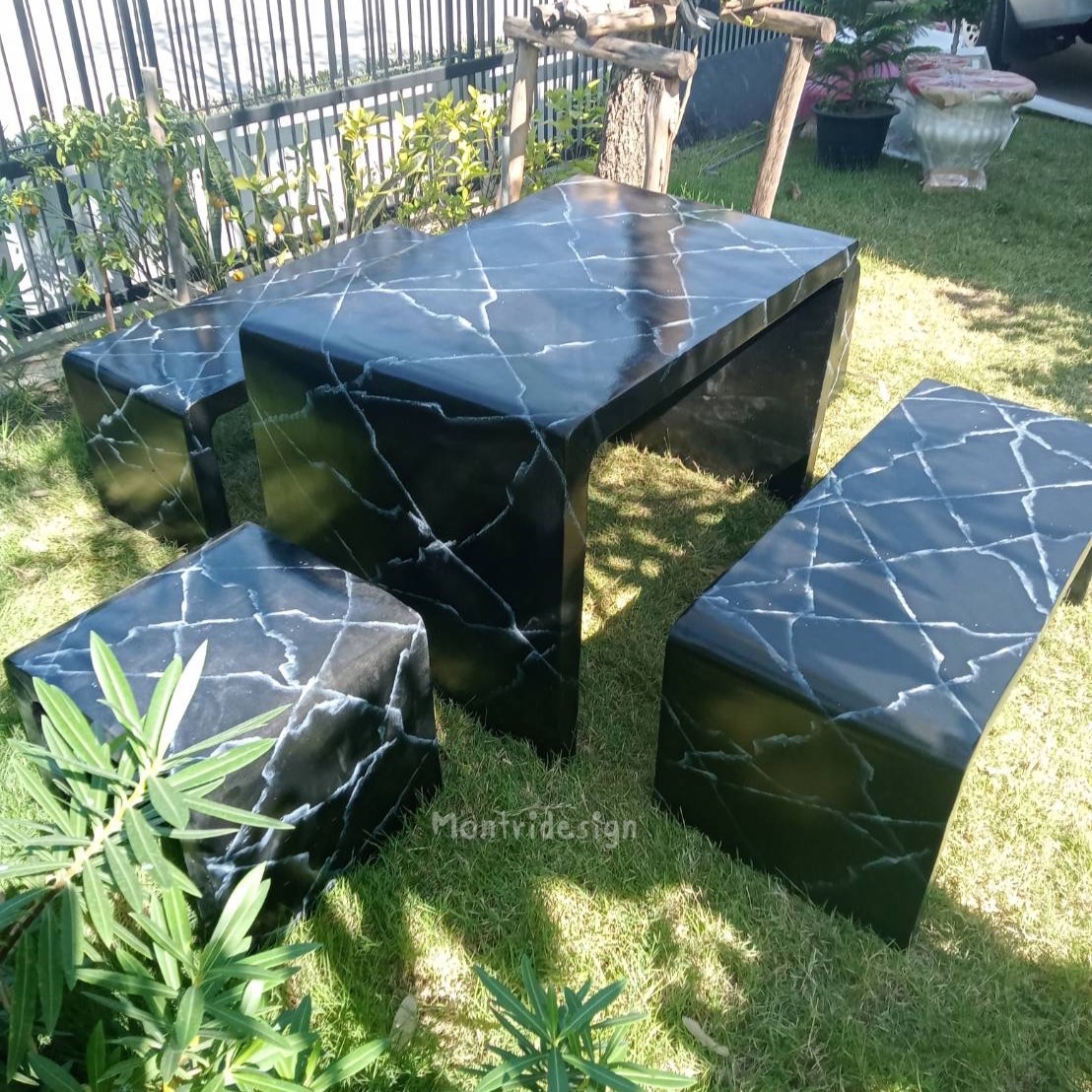 โต๊ะสนาม ชุดโต๊ะสนาม ชุดโต๊ะสนามกลางแจ้ง โต๊ะปูนซีเมนต์สไตล์ลอฟท์ รุ่น BigLoft สี Luxury black & white