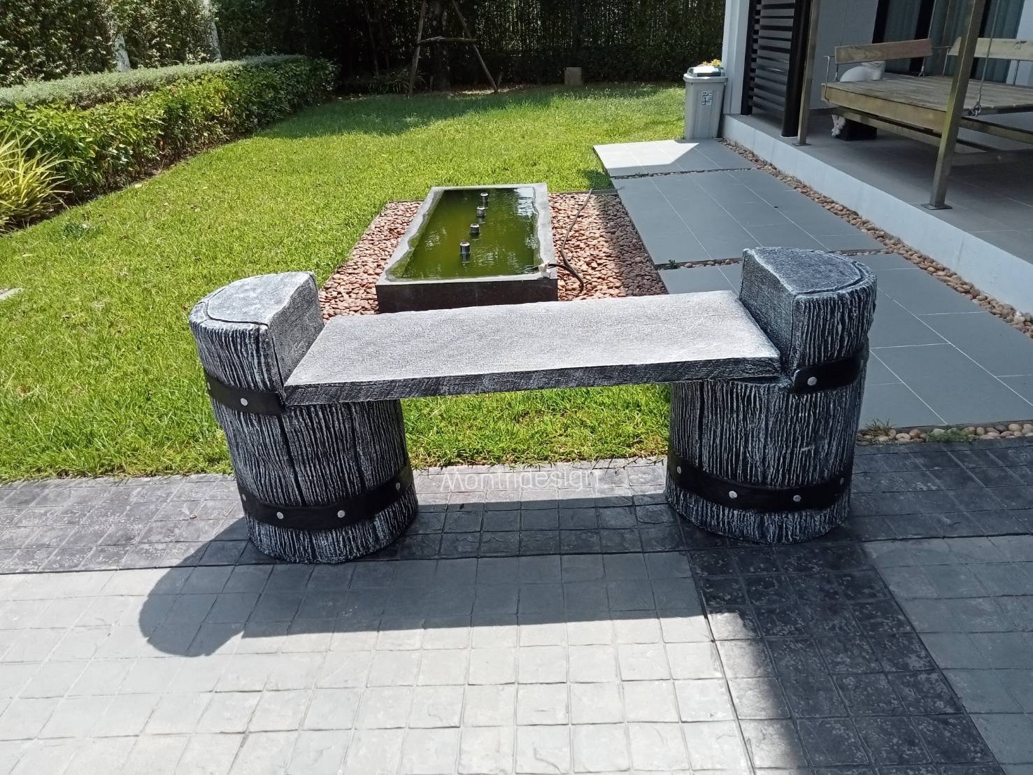 เก้าอี้เปลือกไม้ ม้านั่งเปลือกไม้ ม้านั่งแต่งสวน เก้าอี้แต่งสวน เก้าอี้ปูนลายไม้ ม้านั่งปูนลายไม้ รุ่น thaidesign A01 สีเทา