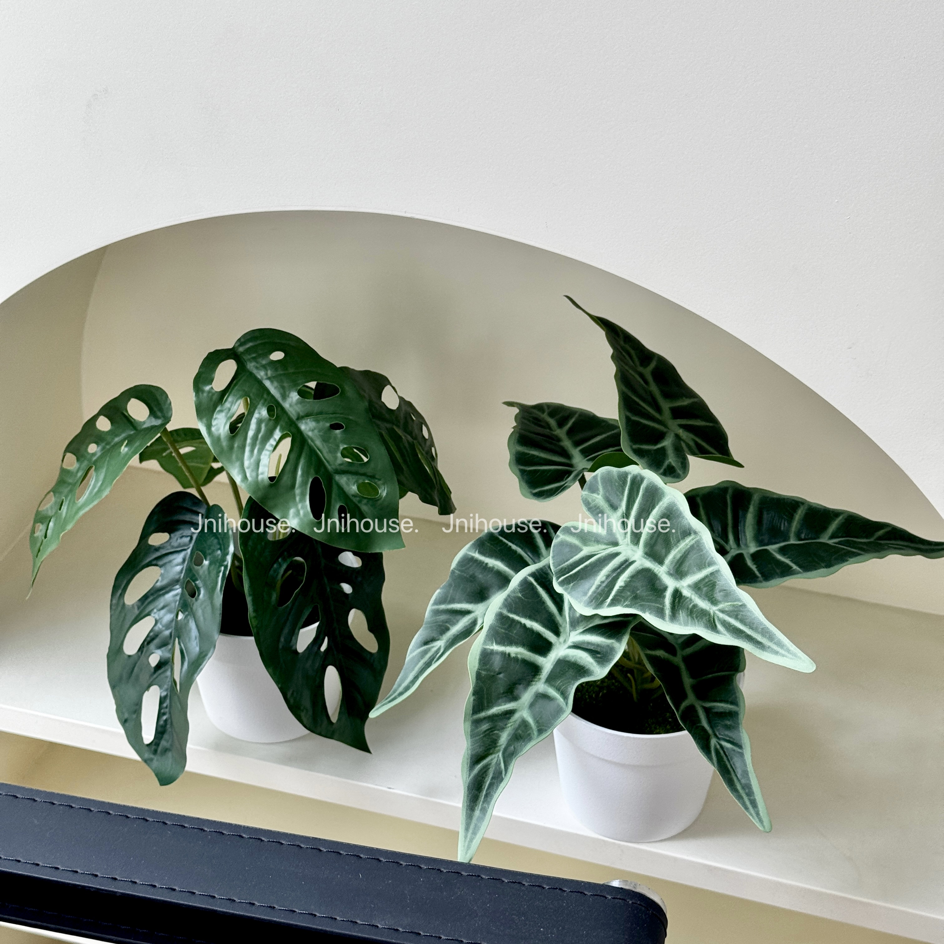 [พร้อมส่ง] Jnihouse : ต้นไม้ประดิษฐ์เล็กกระถางขาว (Tree)