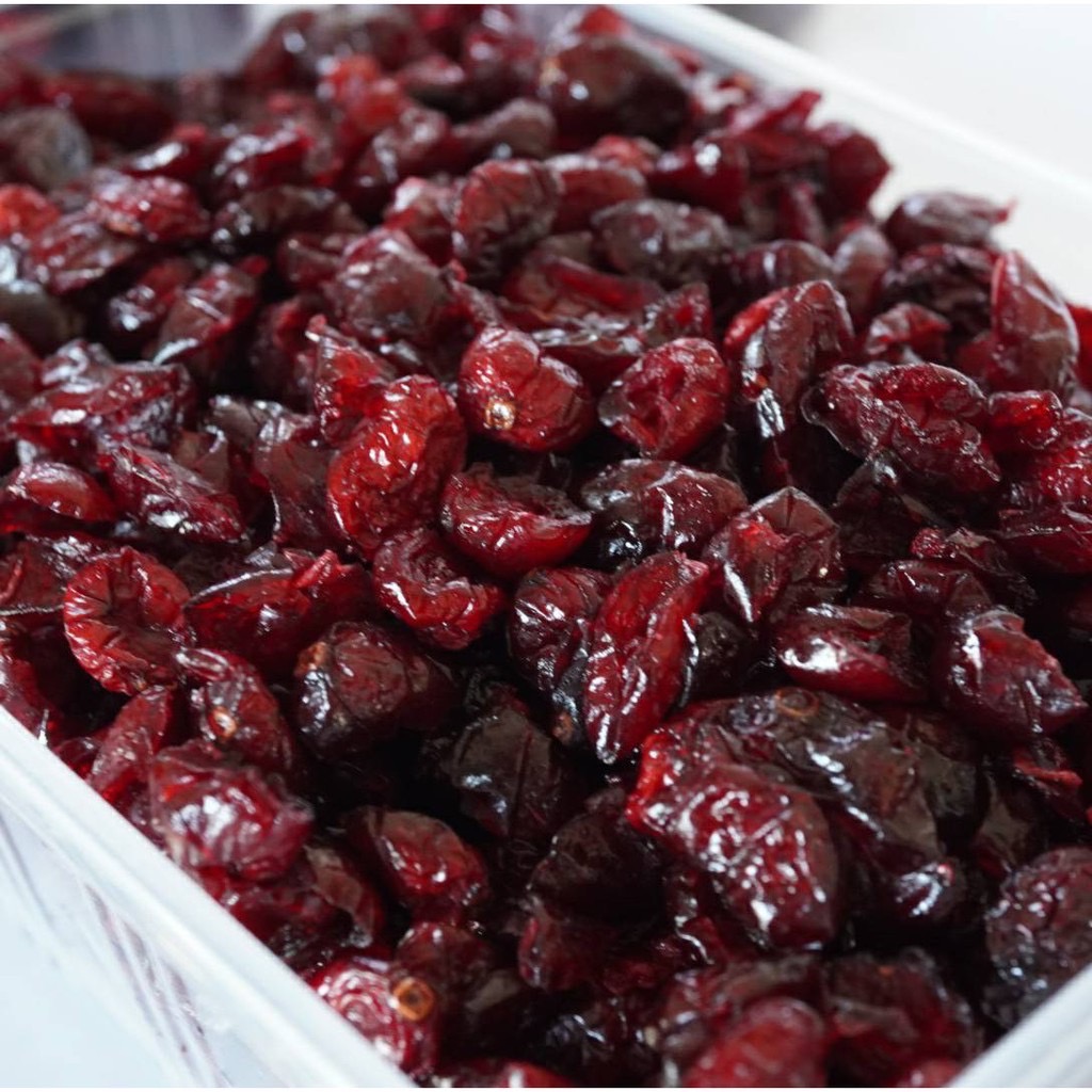 แครนเบอรี่อบแห้ง เกรด AA (Dried Cranberry ) เนื้อนุ่ม สดใหม่ คัดสะอาด รสธรรมชาติ มี2ขนาด 500กรัม และ 1กิโลกรัม
