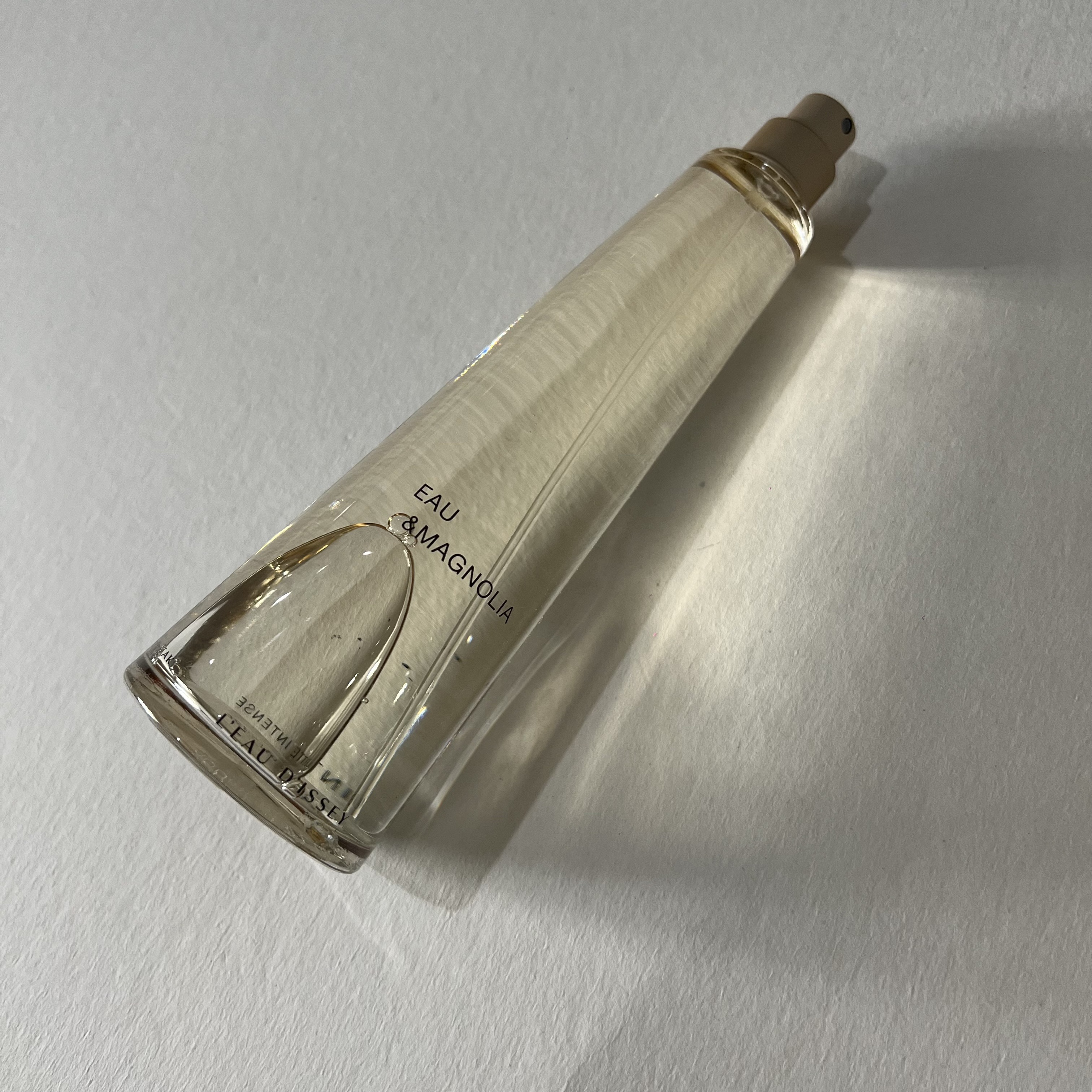 น้ำหอม Issey miyake L’eau D’issey Eau Magnolia EDT intense 90ml
